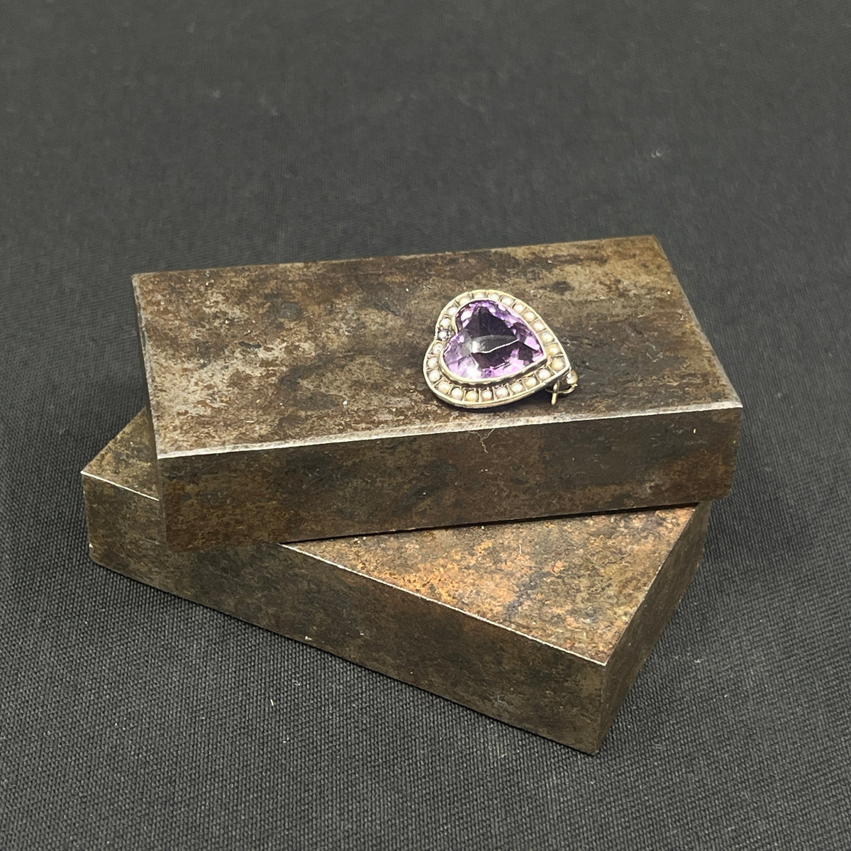 Antique brooch - Heart