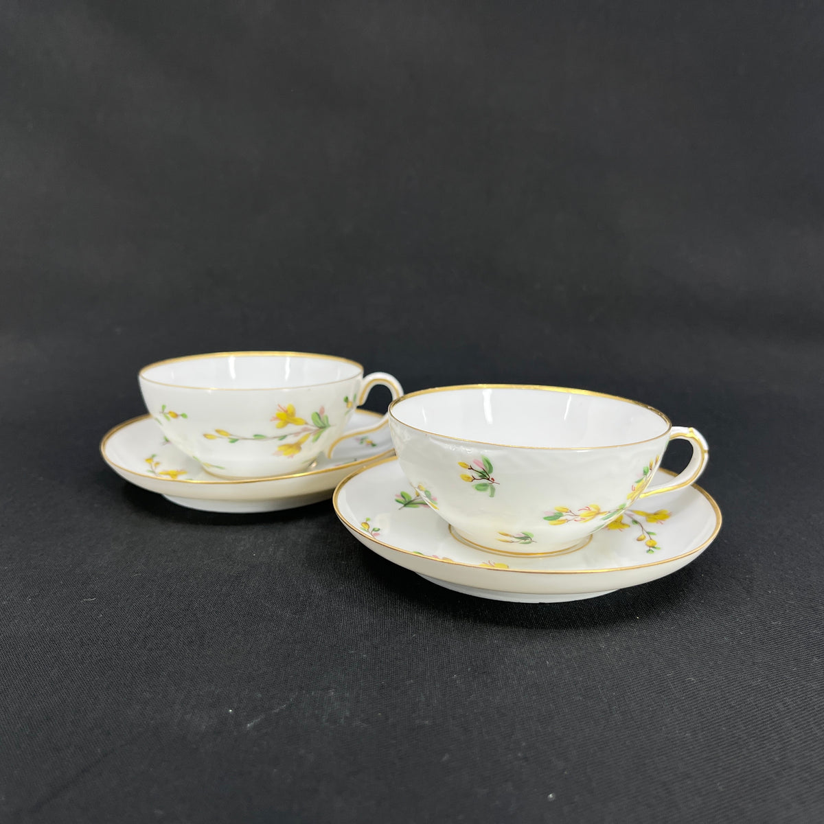 2 Royal Copenhagen Gul Berberis kopper
