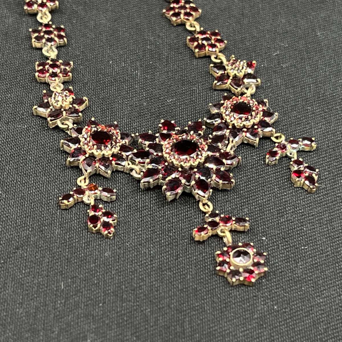 Large necklace with garnets, 40 cm.