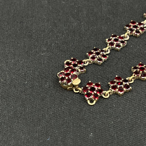 Large necklace with garnets, 40 cm.