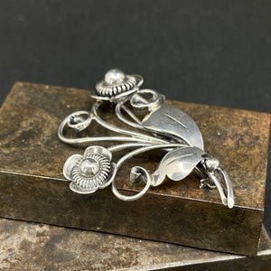 Moderne broche fra 1950'erne - blomster