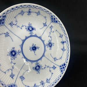 Blue Fluted Half Lace disn, 1/761