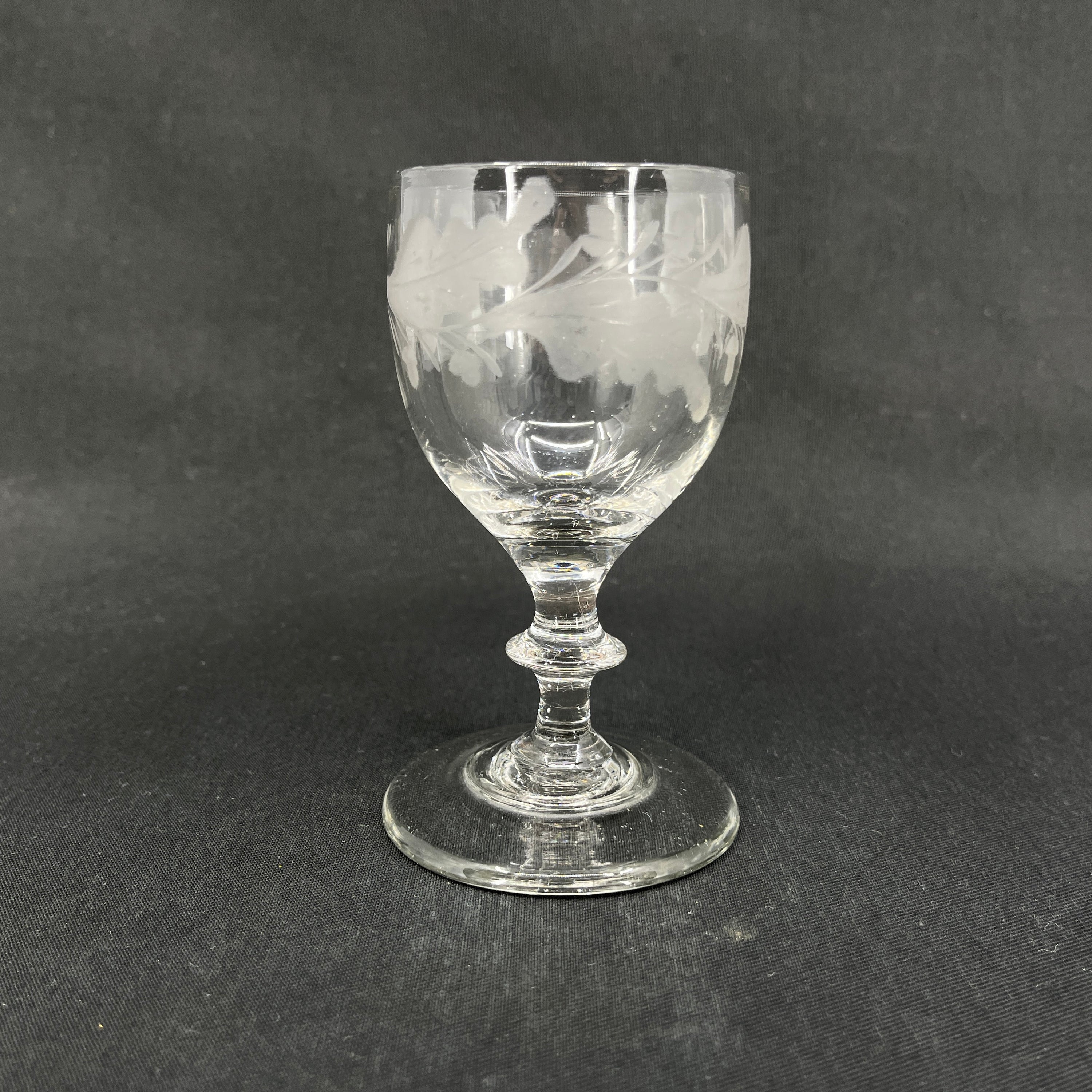 Tysk egeløvsglas fra 1860’erne