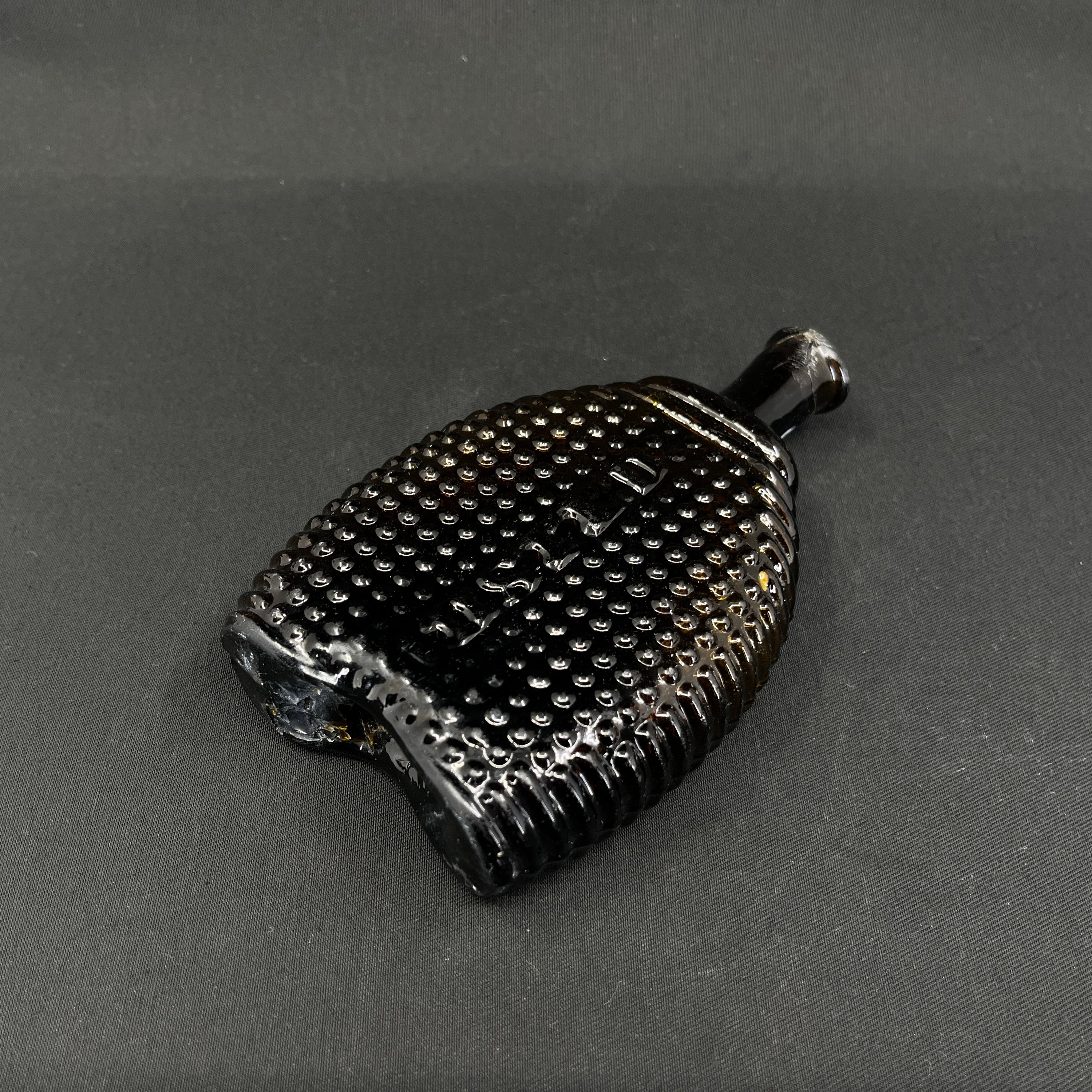 Flat pear-shaped flask from Conradsminde
