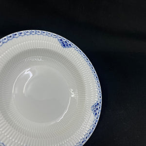 Dyb Prinsesse tallerken fra Royal Copenhagen, 21 cm.