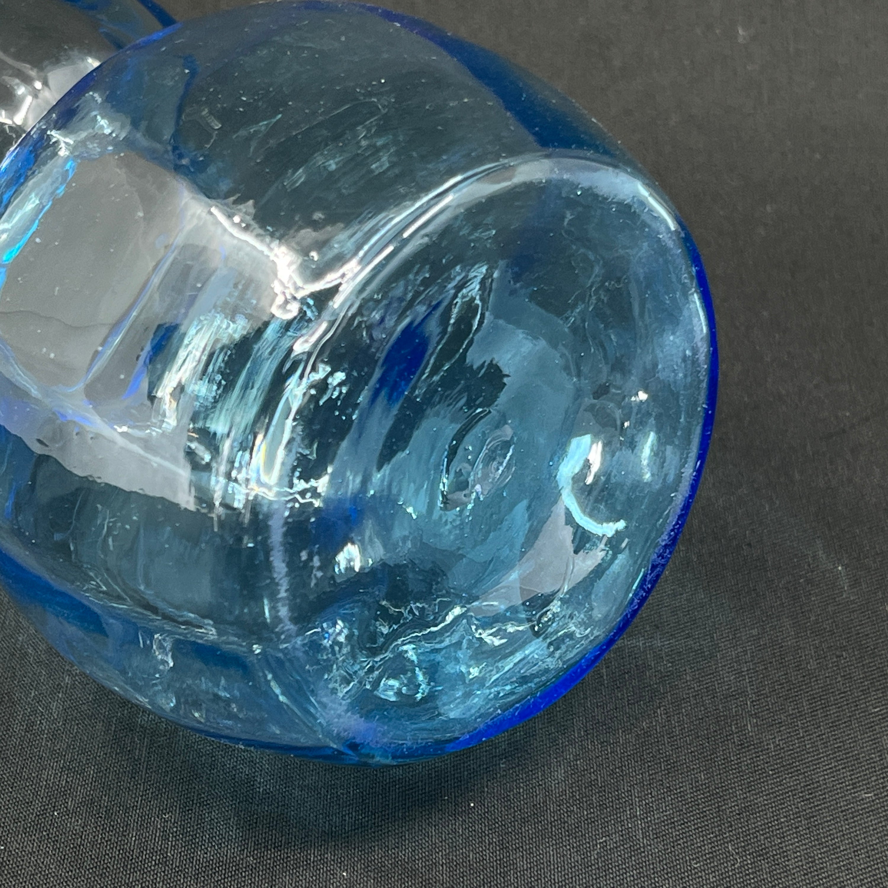 Blåt hyacintglas fra Holmegaard Glasværk fra 1800 tallet