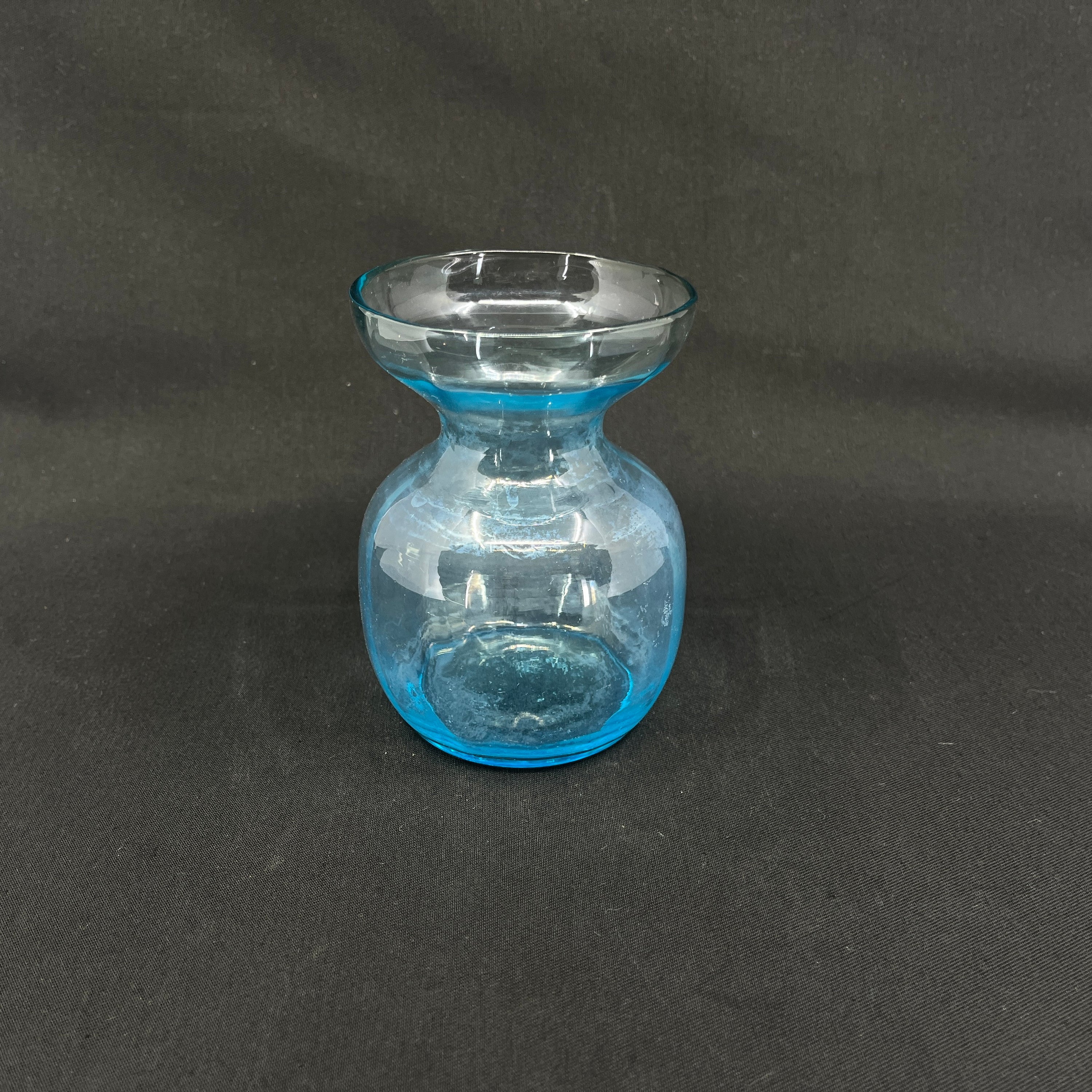 Søblåt hyacintglas fra Holmegaard Glasværk