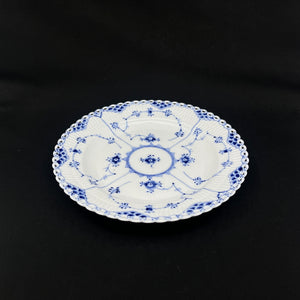 Mussel painted Helblonde lunch plate, 19.5 cm.