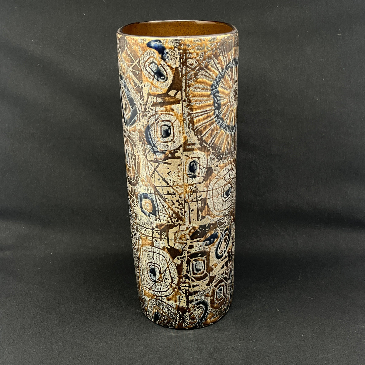 Rare LARGE oval Baca vase, 31 cm.