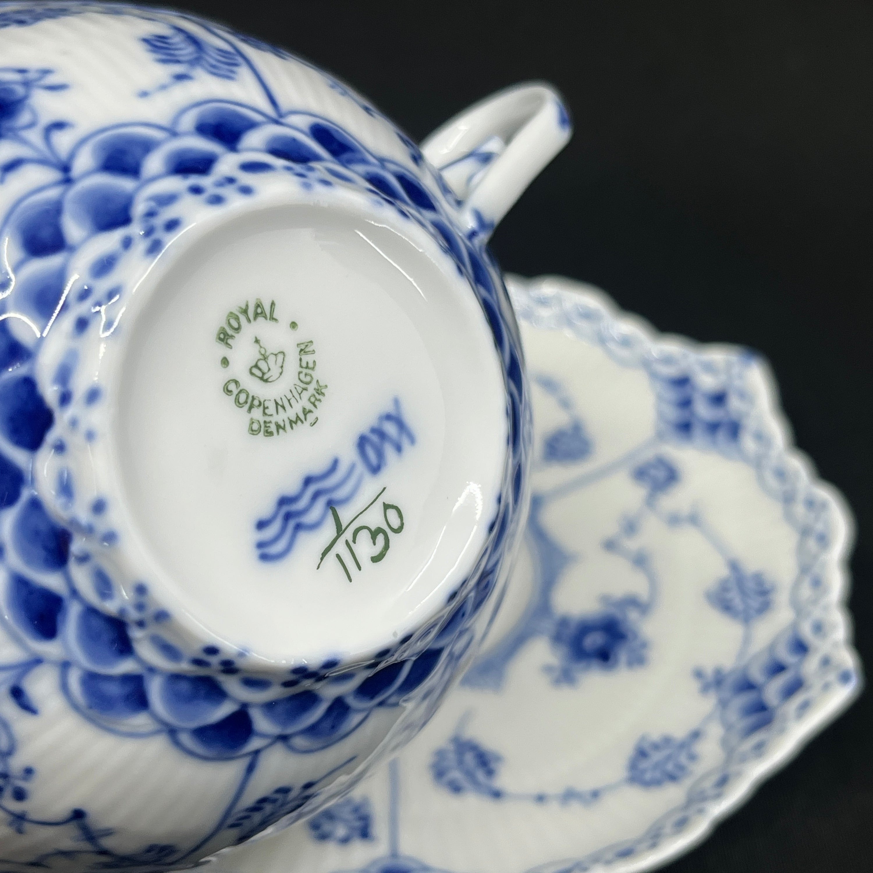 Musselmalet Helblonde tekop 1/1130