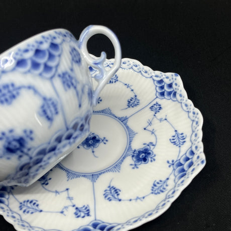 Blue Fluted Full Lace tea cup 1/1130