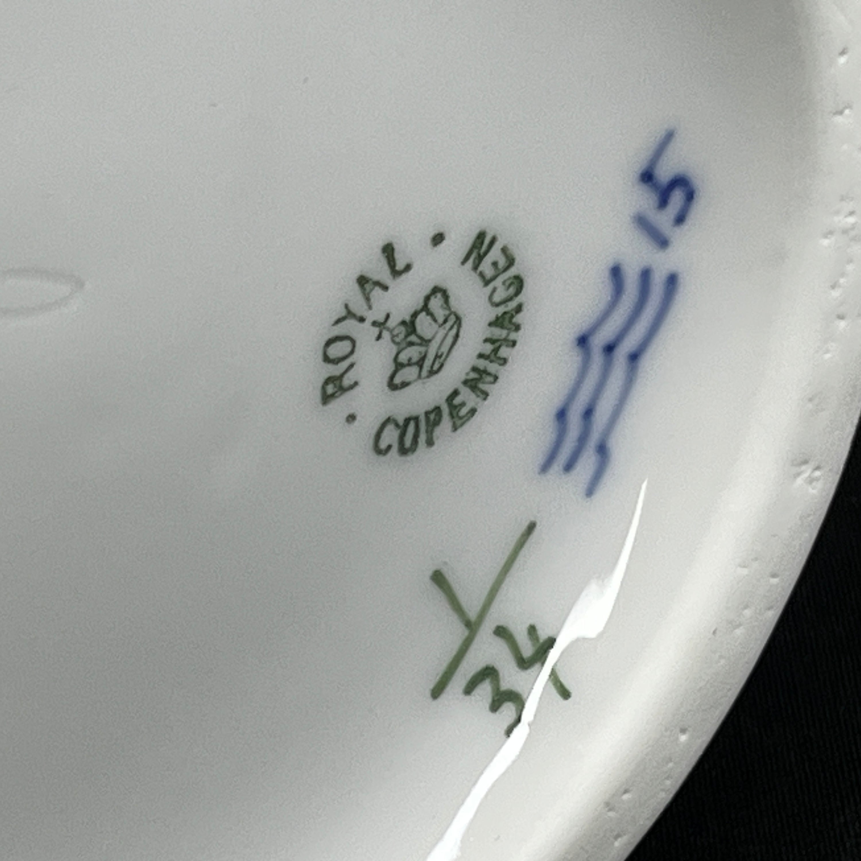 Musselmalet Riflet chokoladekande, 1/34