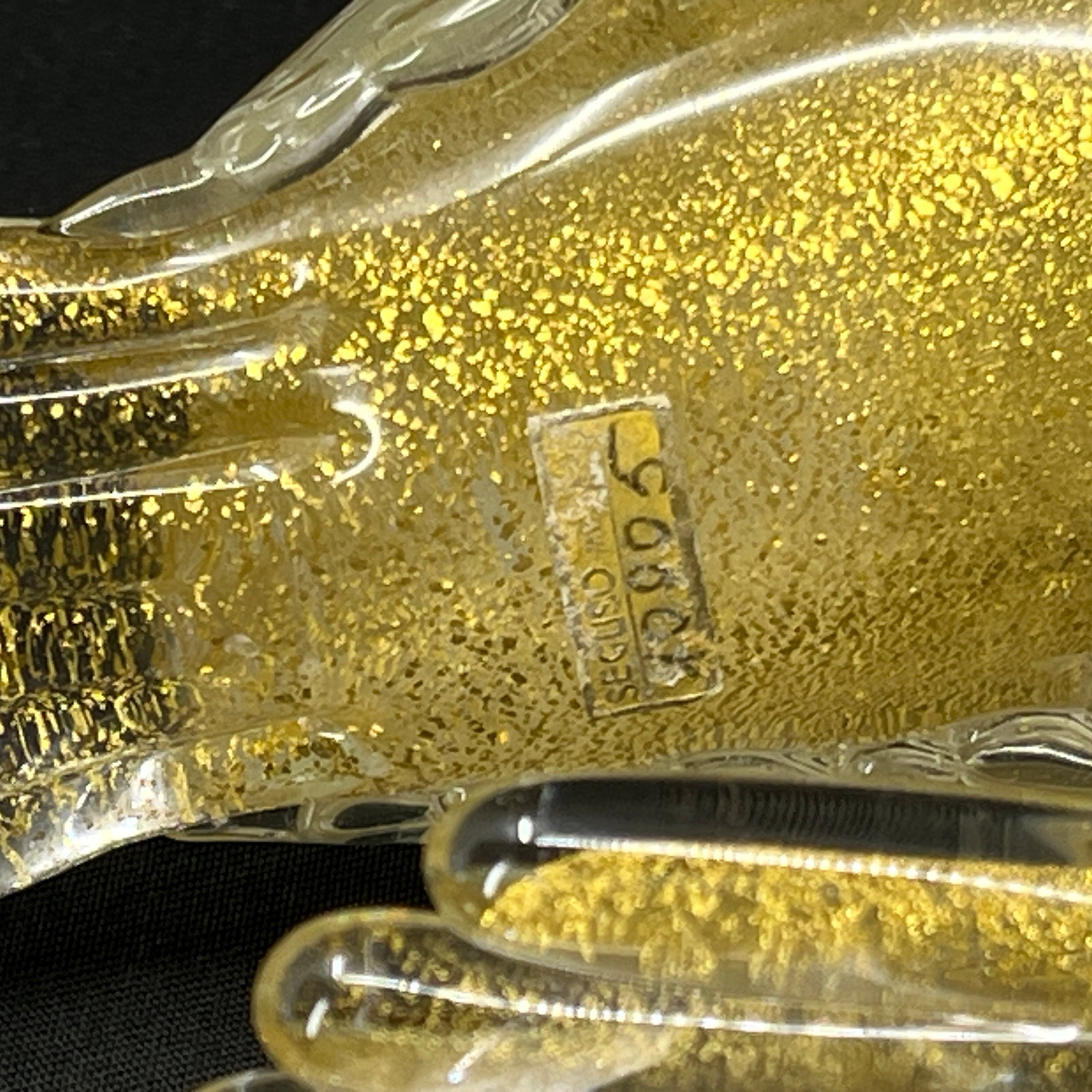 Et par Murano fugle med guld