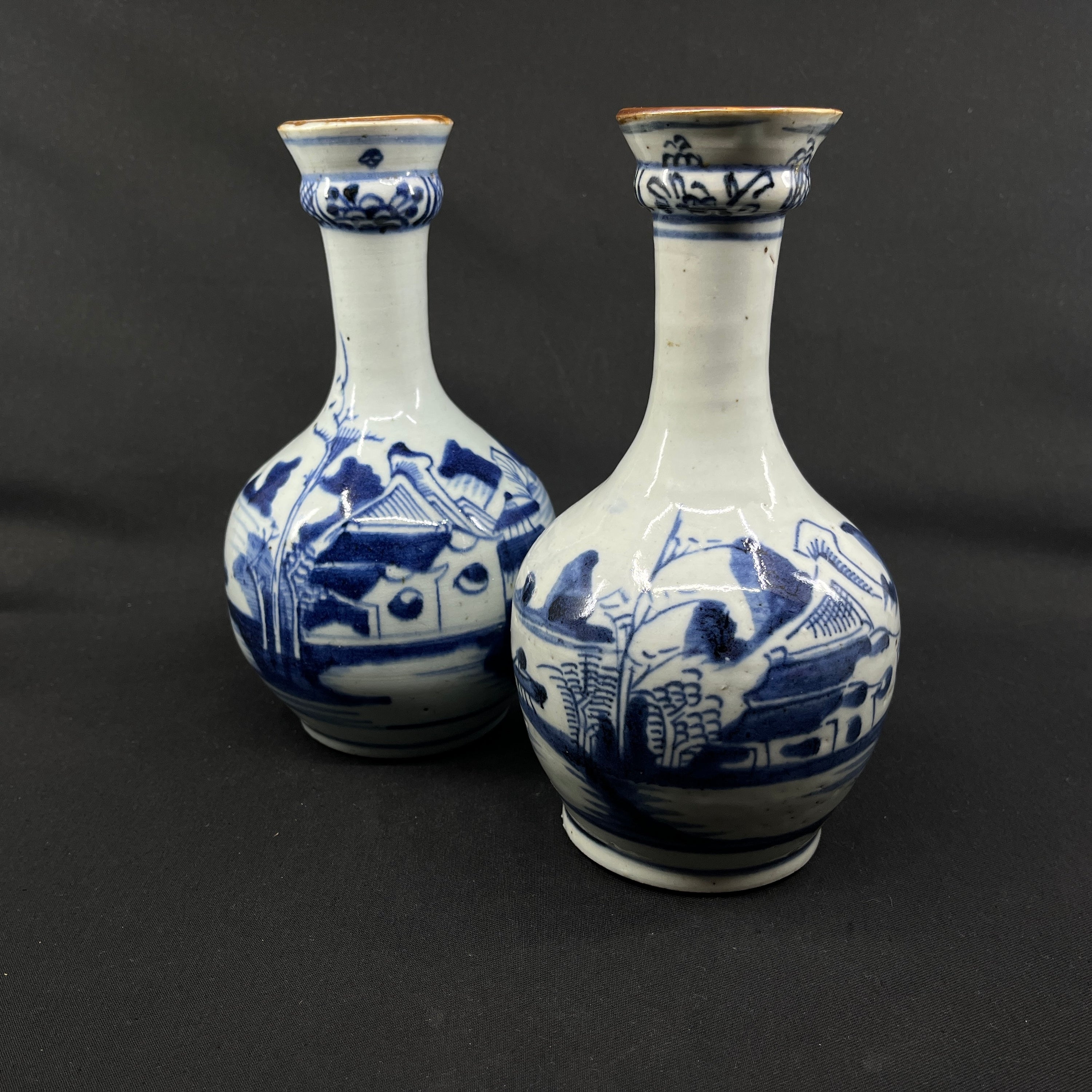 Et par asiatiske vaser