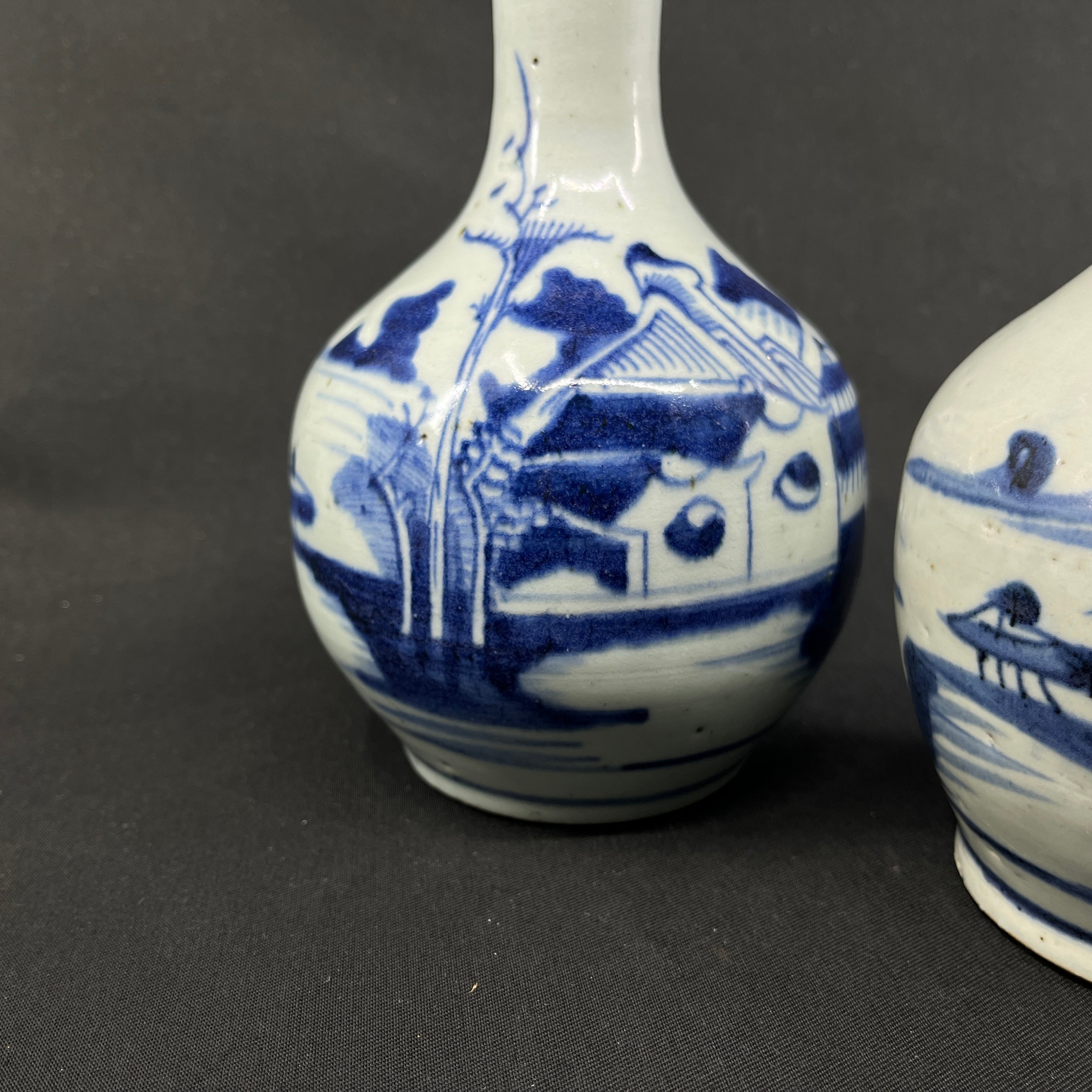 Et par asiatiske vaser