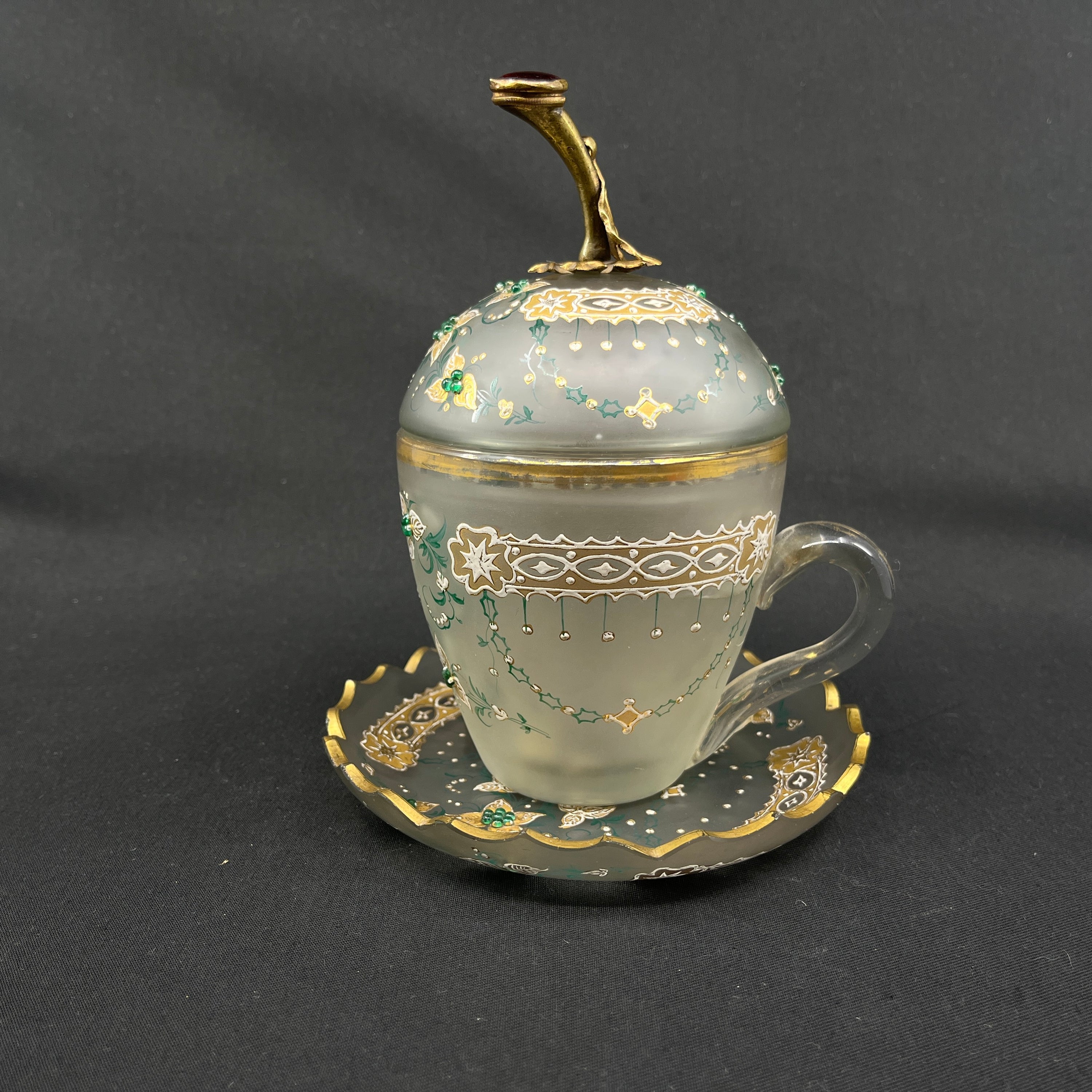 Flot låg-krus fra 1800 tallets i glas