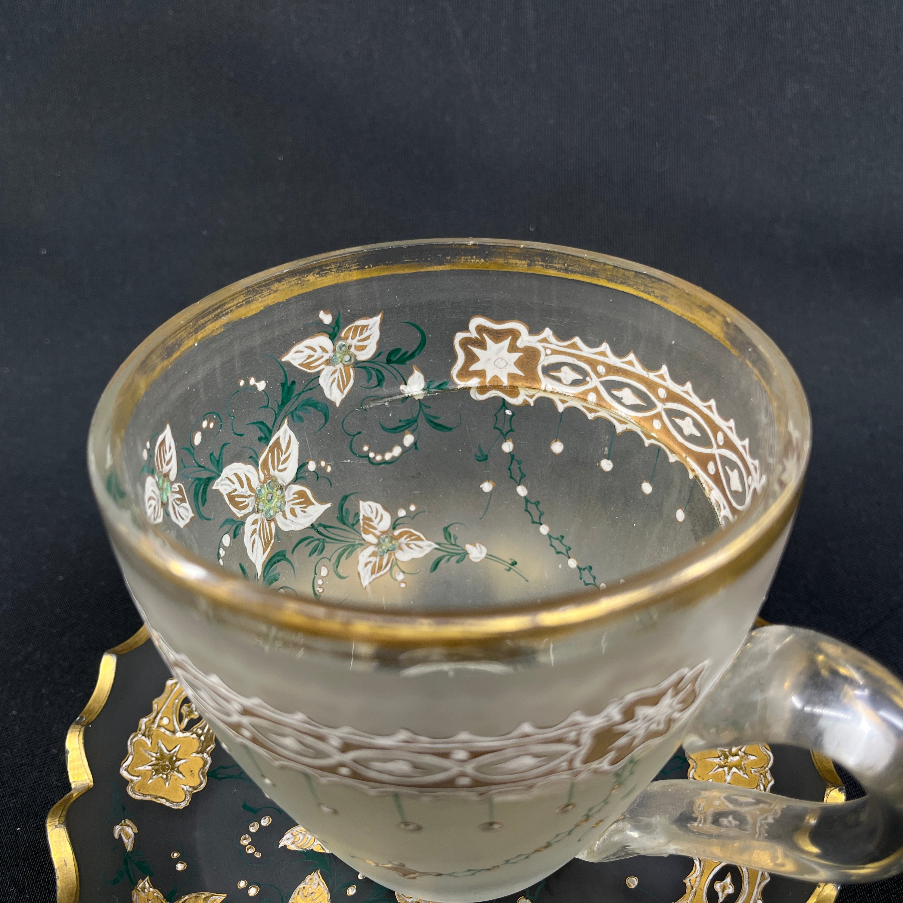 Flot låg-krus fra 1800 tallets i glas