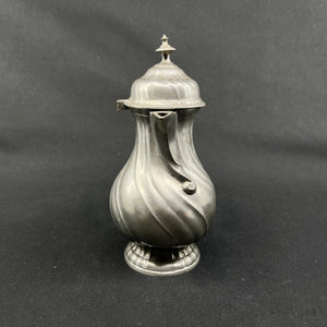 Small 1700 talc coffee pot in pewter