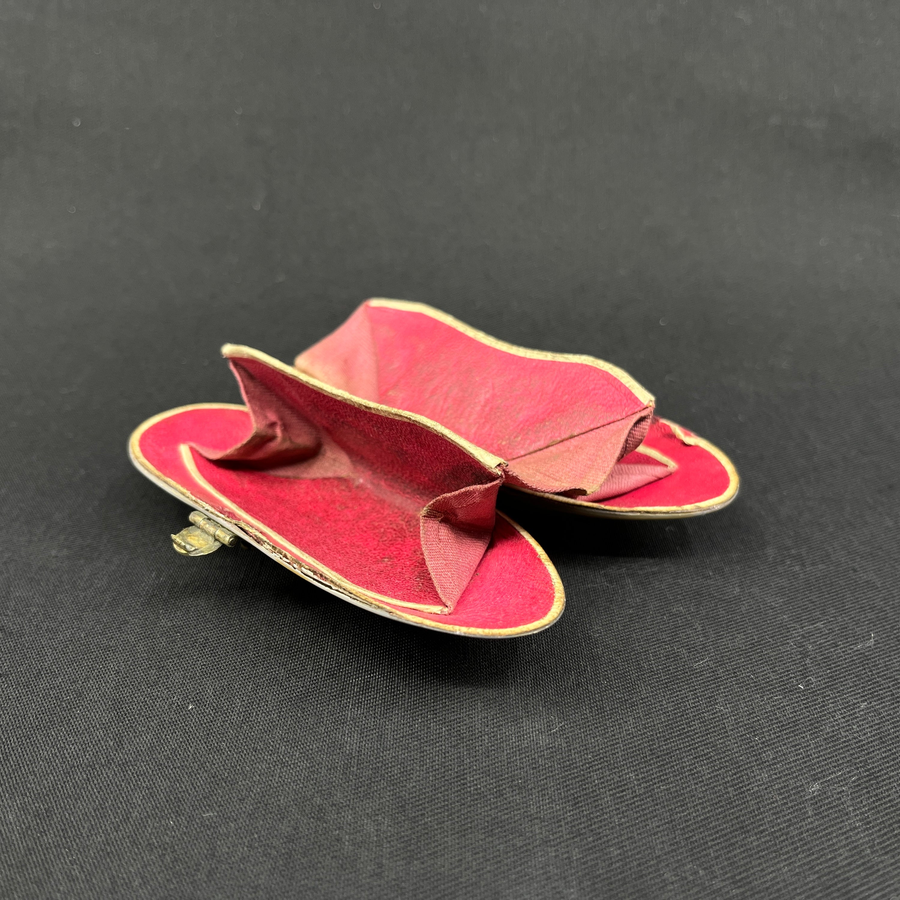 Flot portemonnaie fra 1800 tallets midte