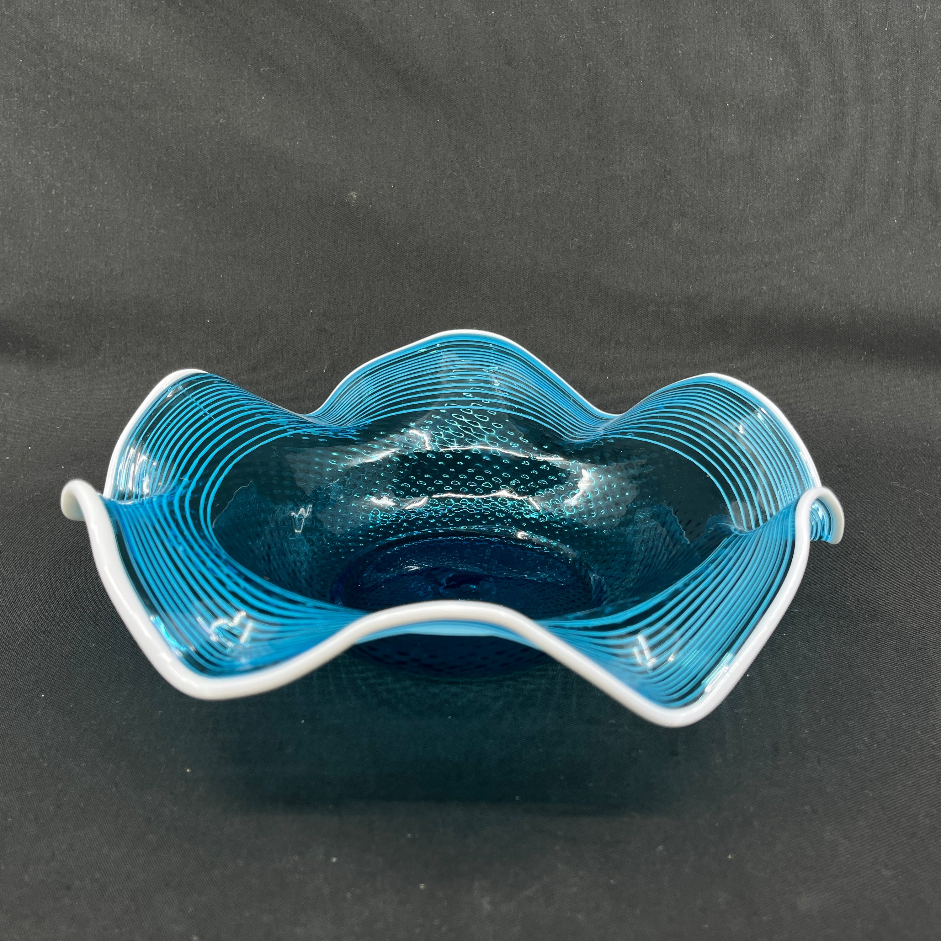 Visitkortskål fra Fyens Glasværk - søblå