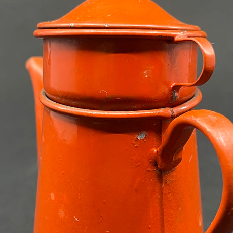 Tekno "Madam Blue" Coffee Pot in Red