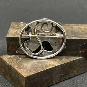 Broche af Willy Krogmar - slørhale