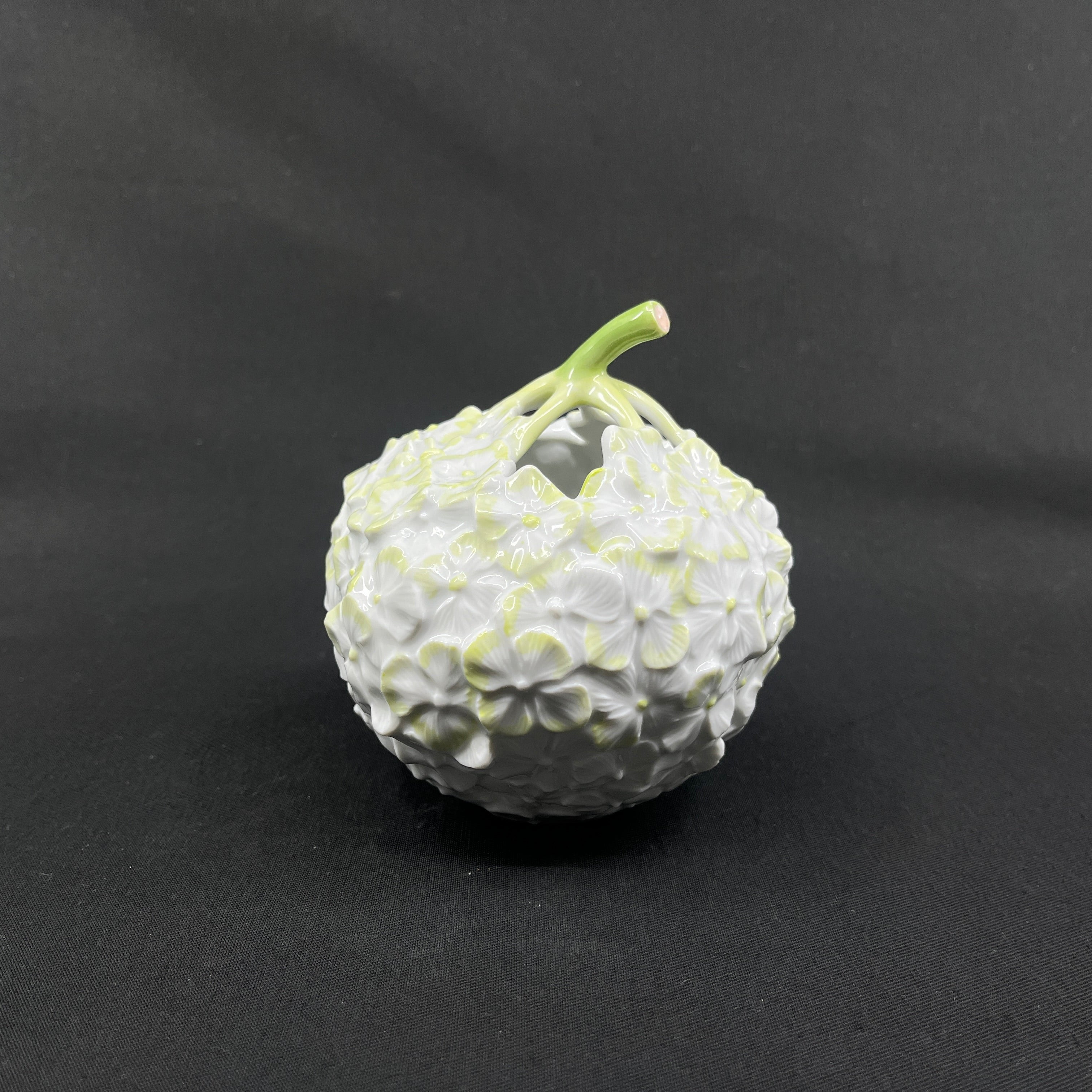 Hortensiavase fra Royal Copenhagen - hvid