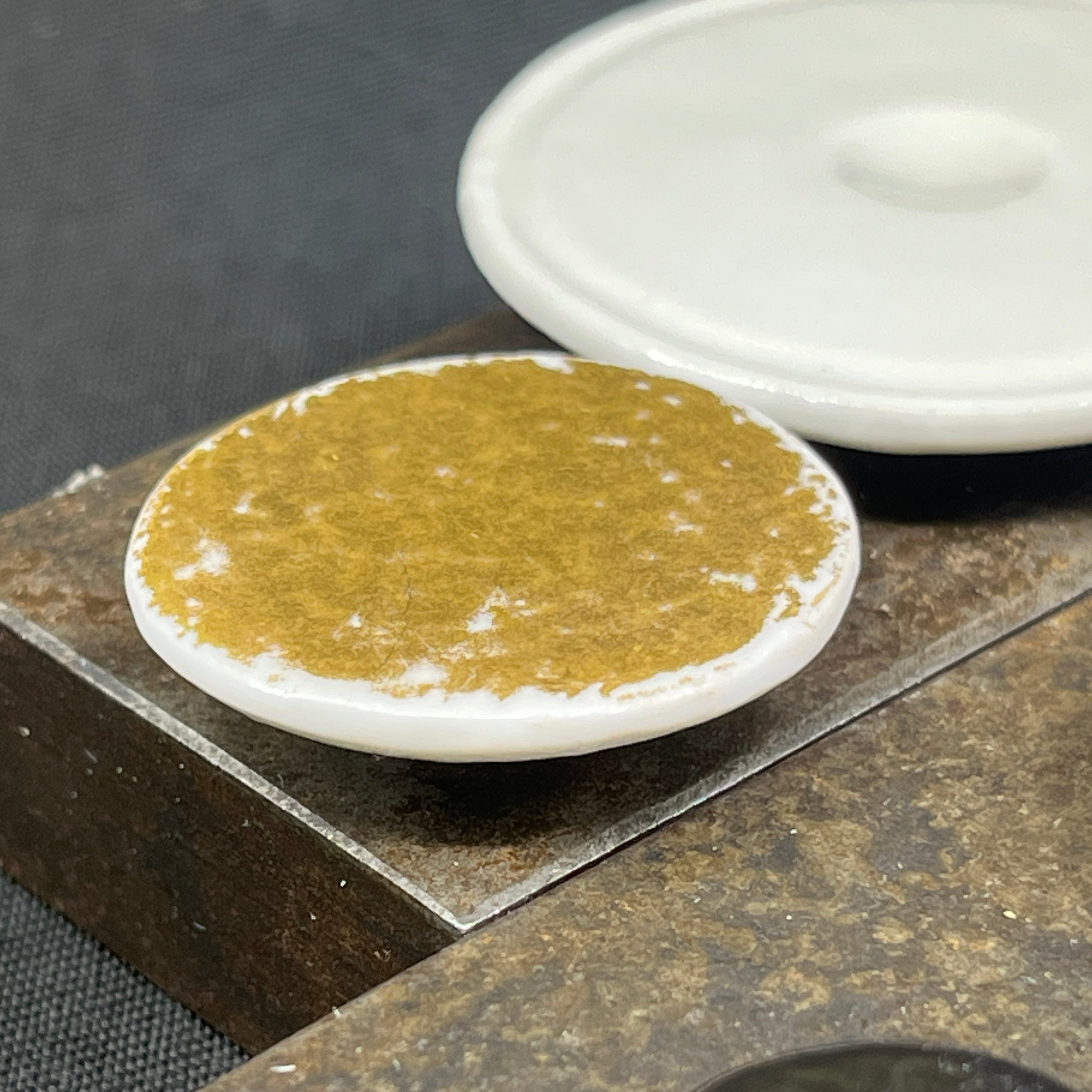 4 antikke knapper fra Royal Copenhagen