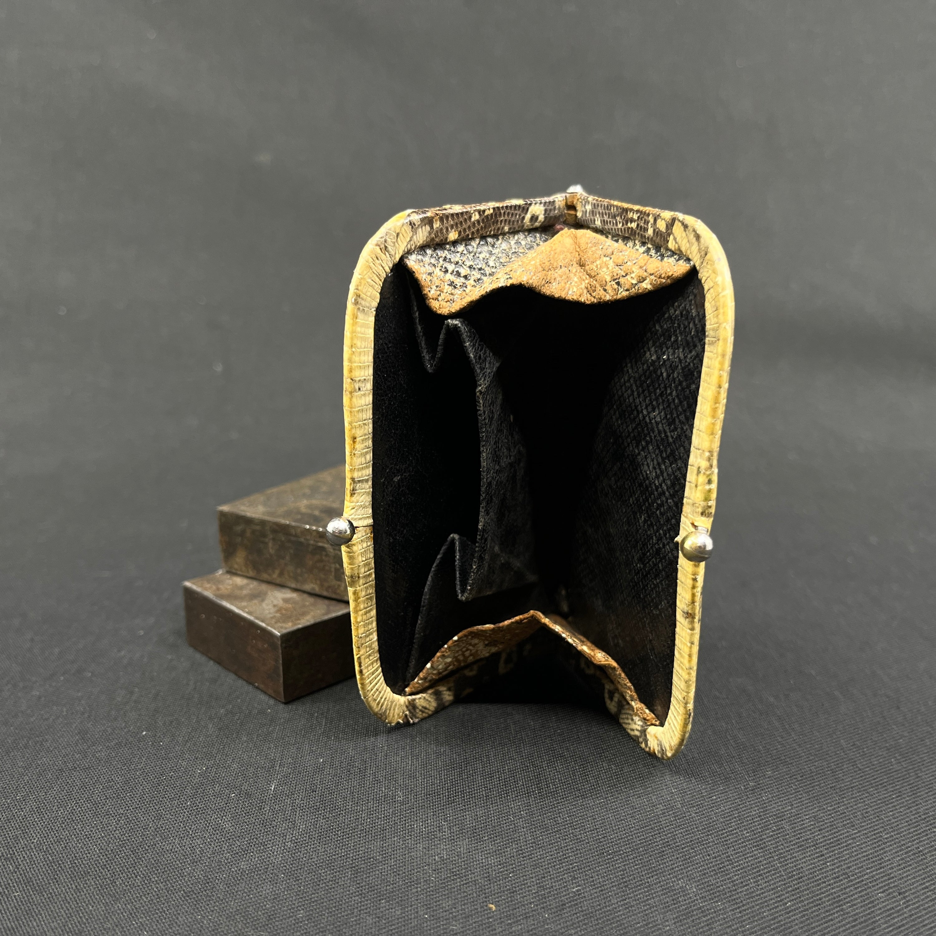 Pung fra 1930'erne i firben