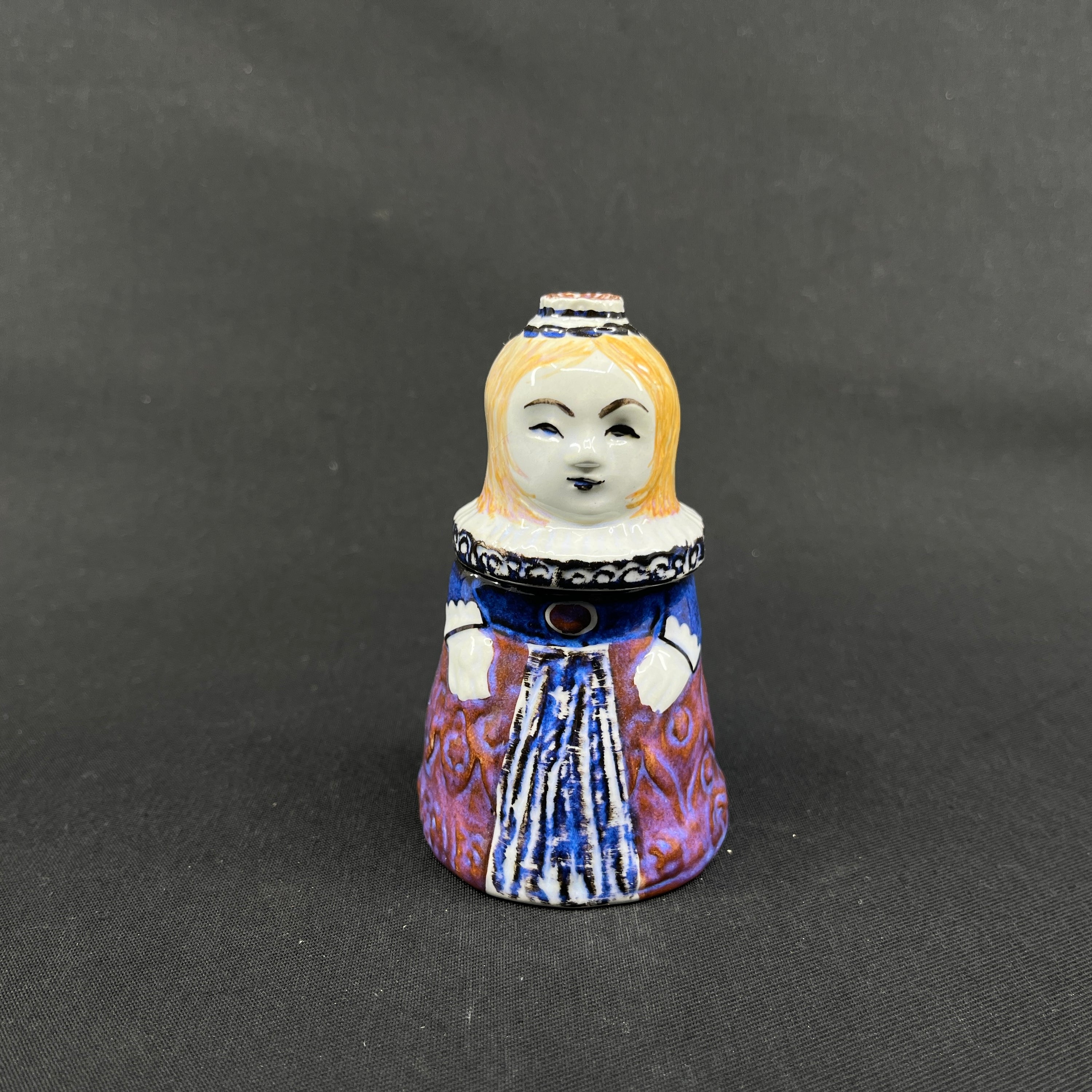 Sennepskrukke af Doreen Middelboe for Royal Copenhagen