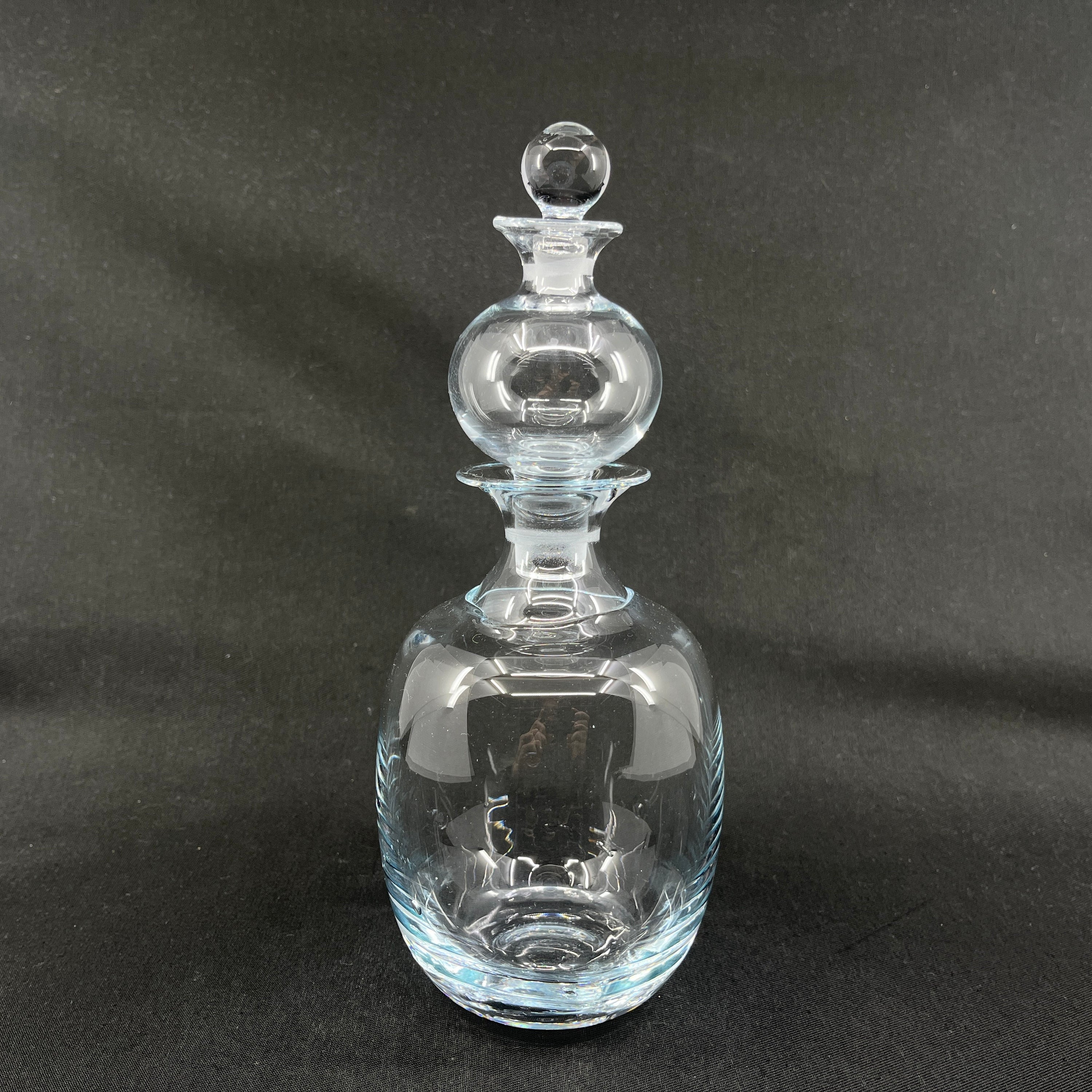 Livø karaffel af Michael Bang for Holmegaard Glasværk