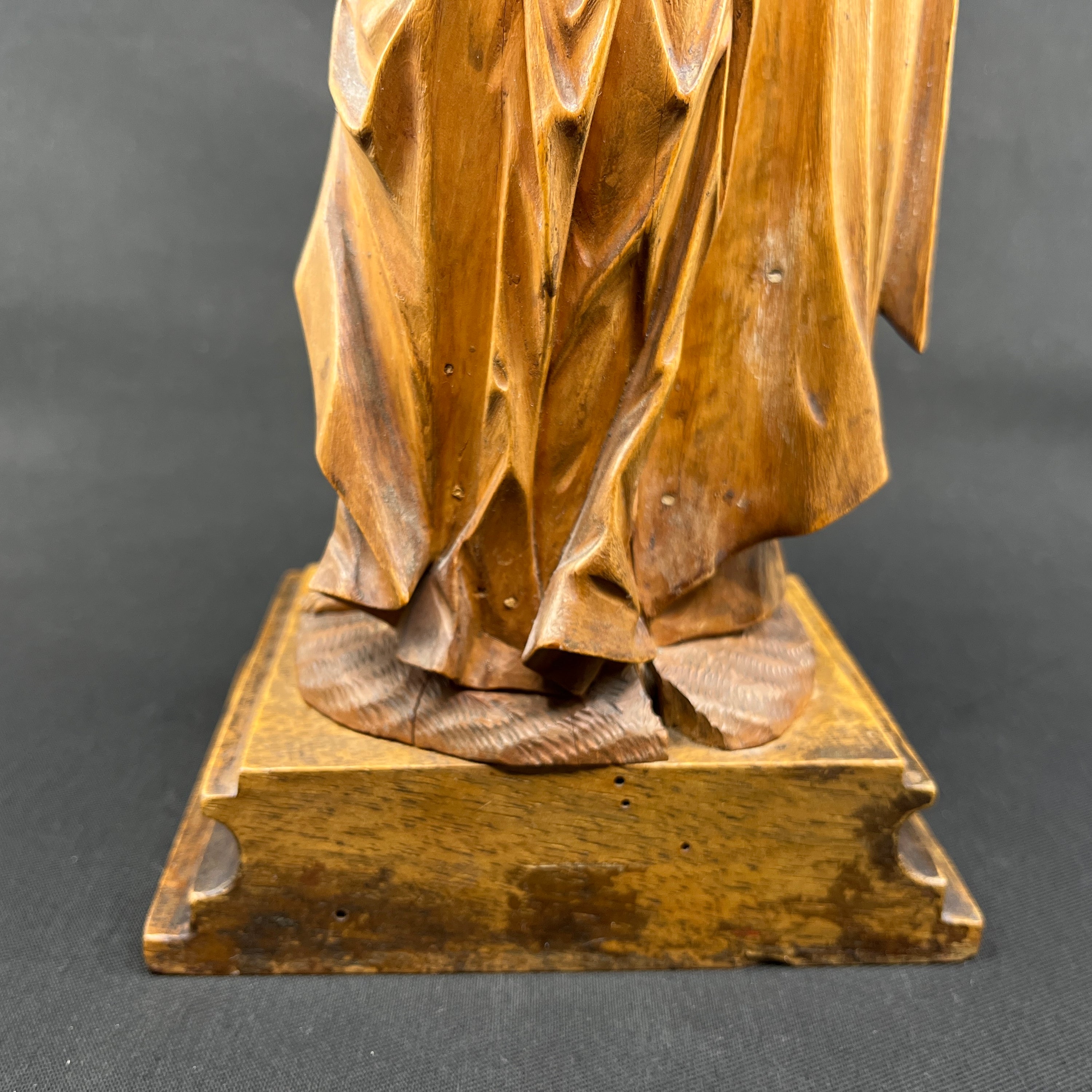 Religiøs figur fra 1700 tallet - Sankt Anna