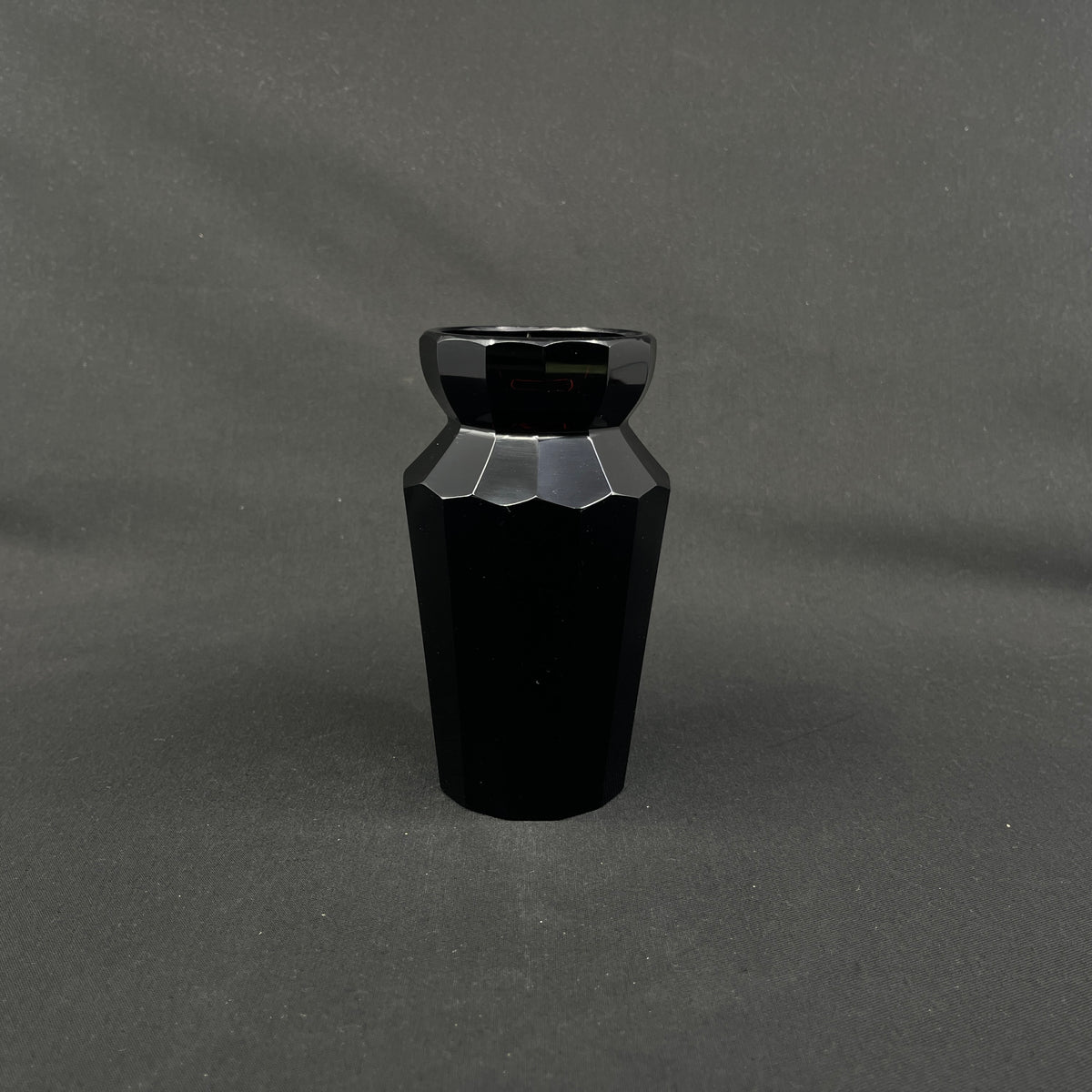 Ruby red art deco vase, 14 cm.
