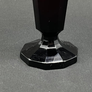 Høj rubinrød art deco vase