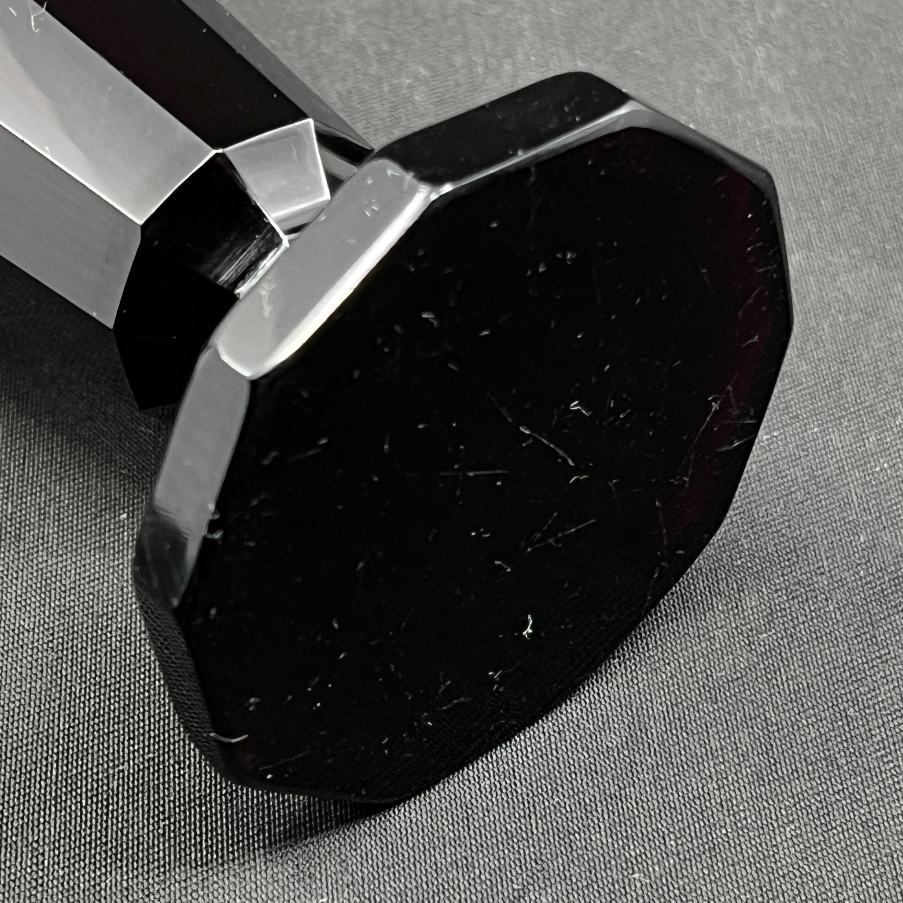 Høj rubinrød art deco vase