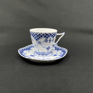 Blue Fluted Full Lace Coffee Cup 1/1036