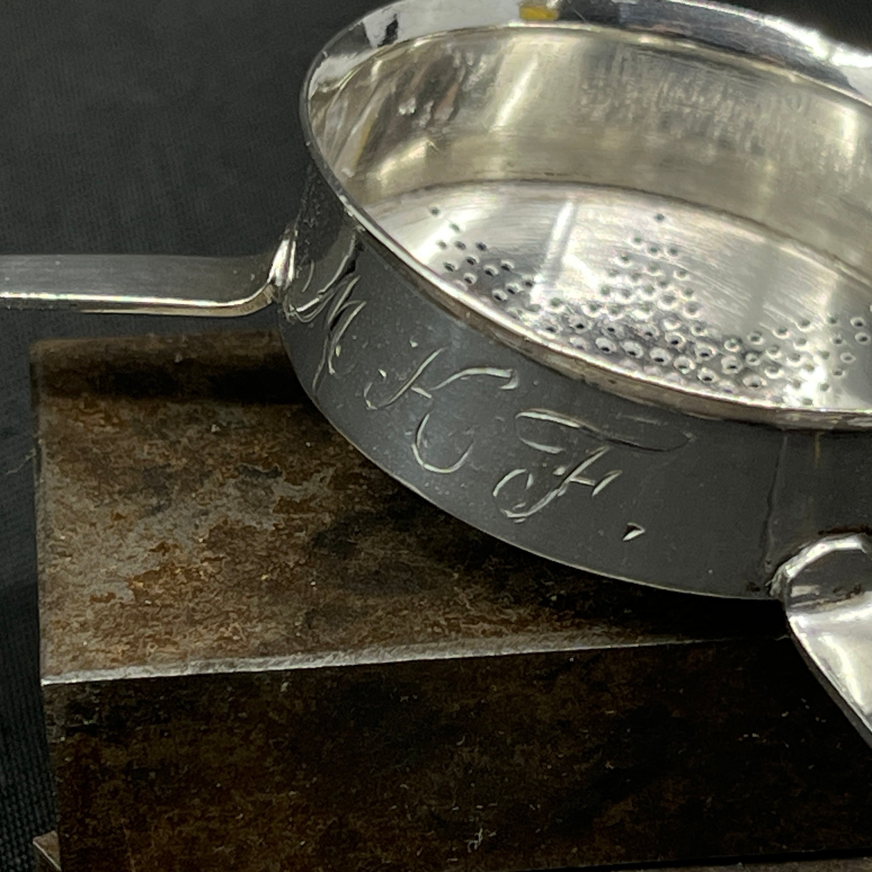 Dansk tesi i sølv fra 1700 tallet