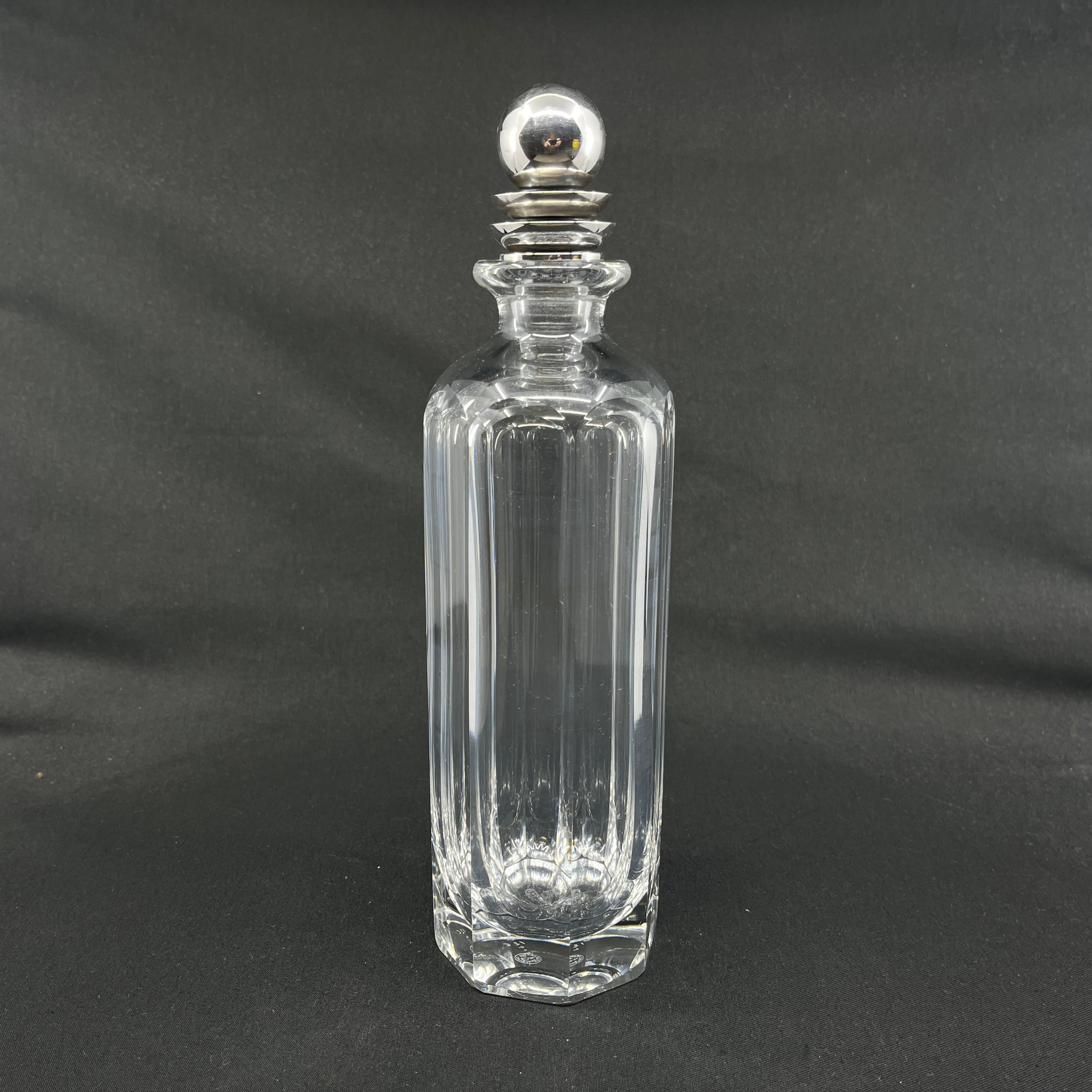 Pyramide karaffel fra Baccarat