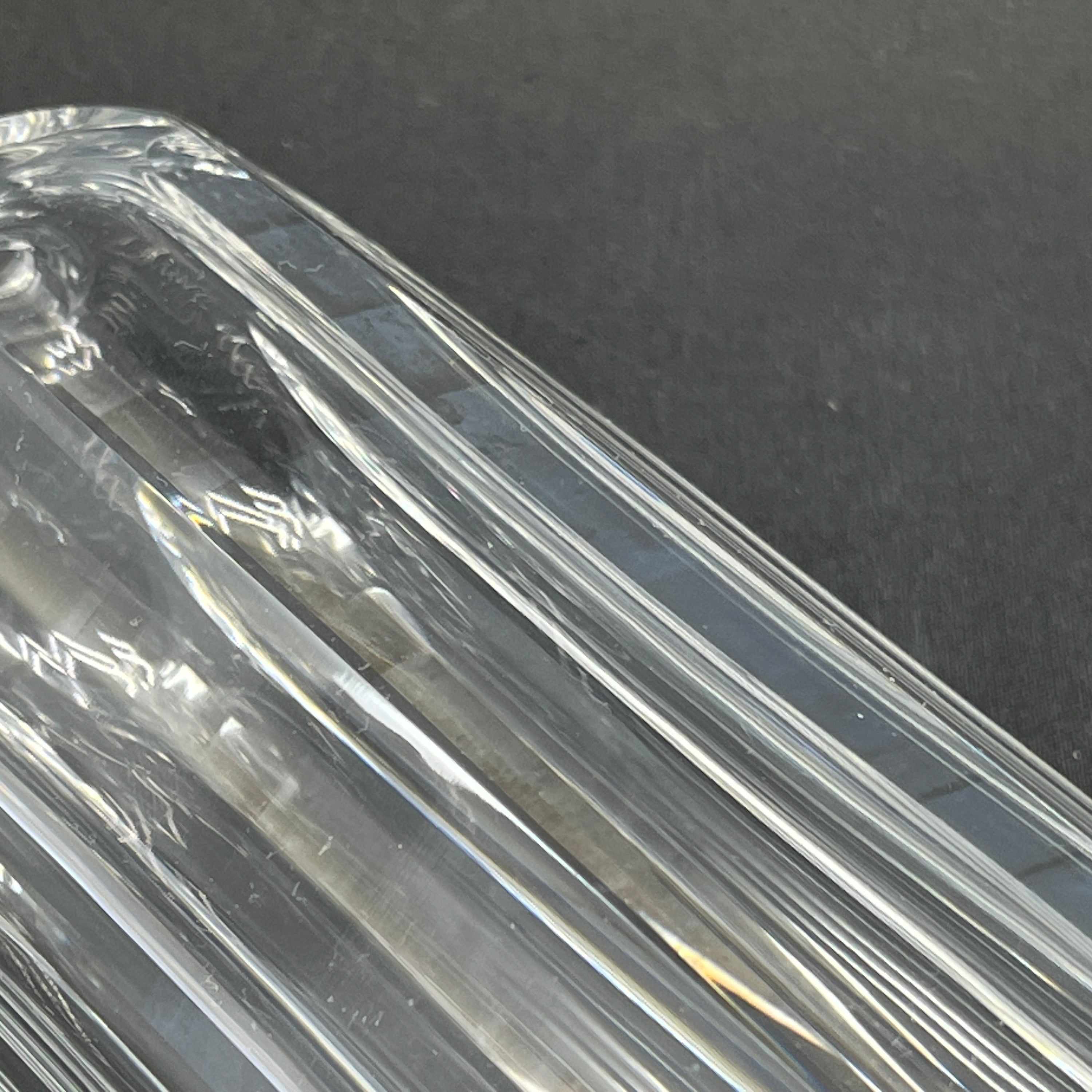 Pyramide karaffel fra Baccarat