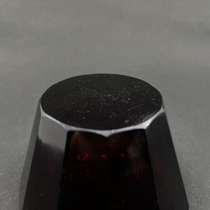 Ruby red art deco vase, 7.5 cm.