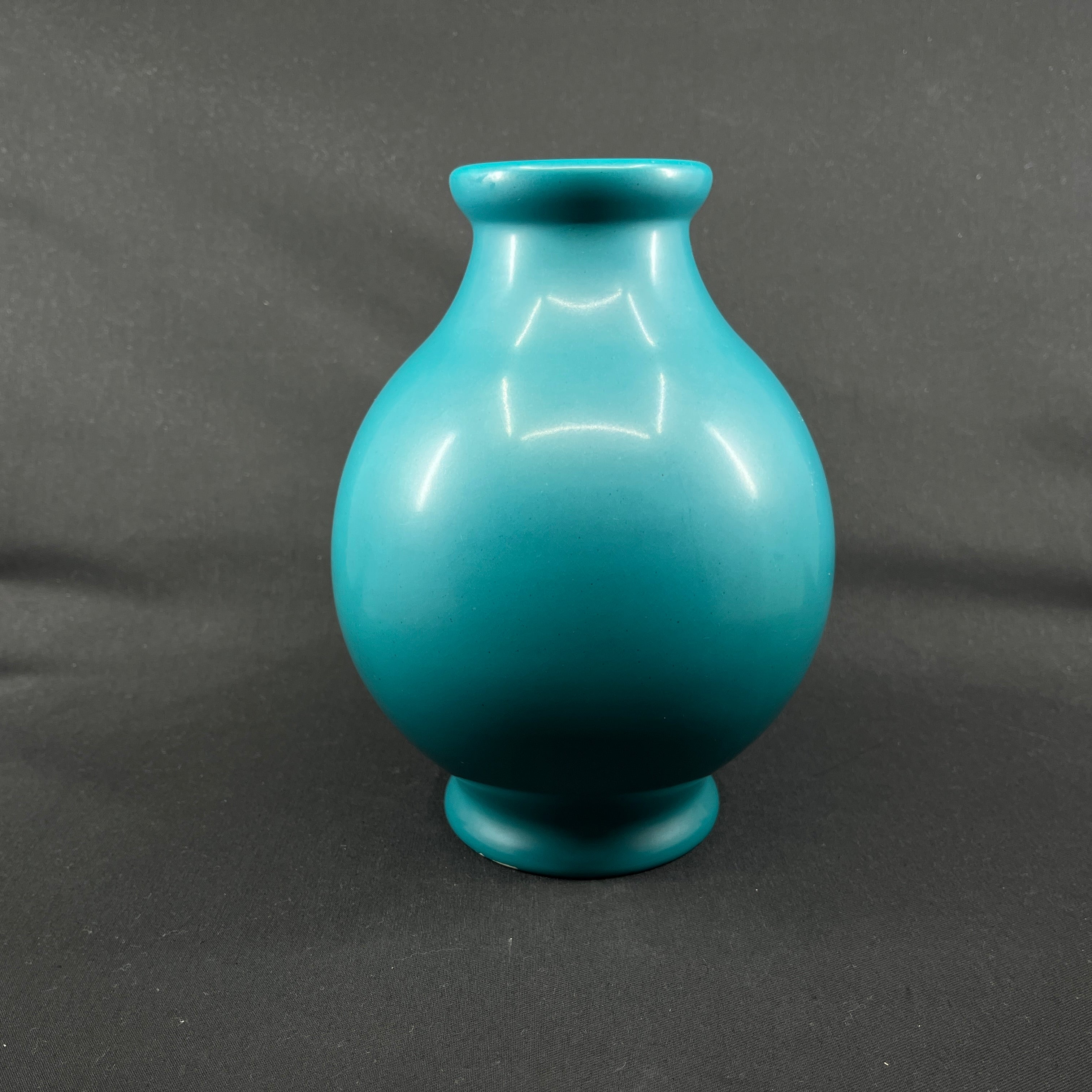 Petroleumsblå Bremerholm vase fra Aluminia