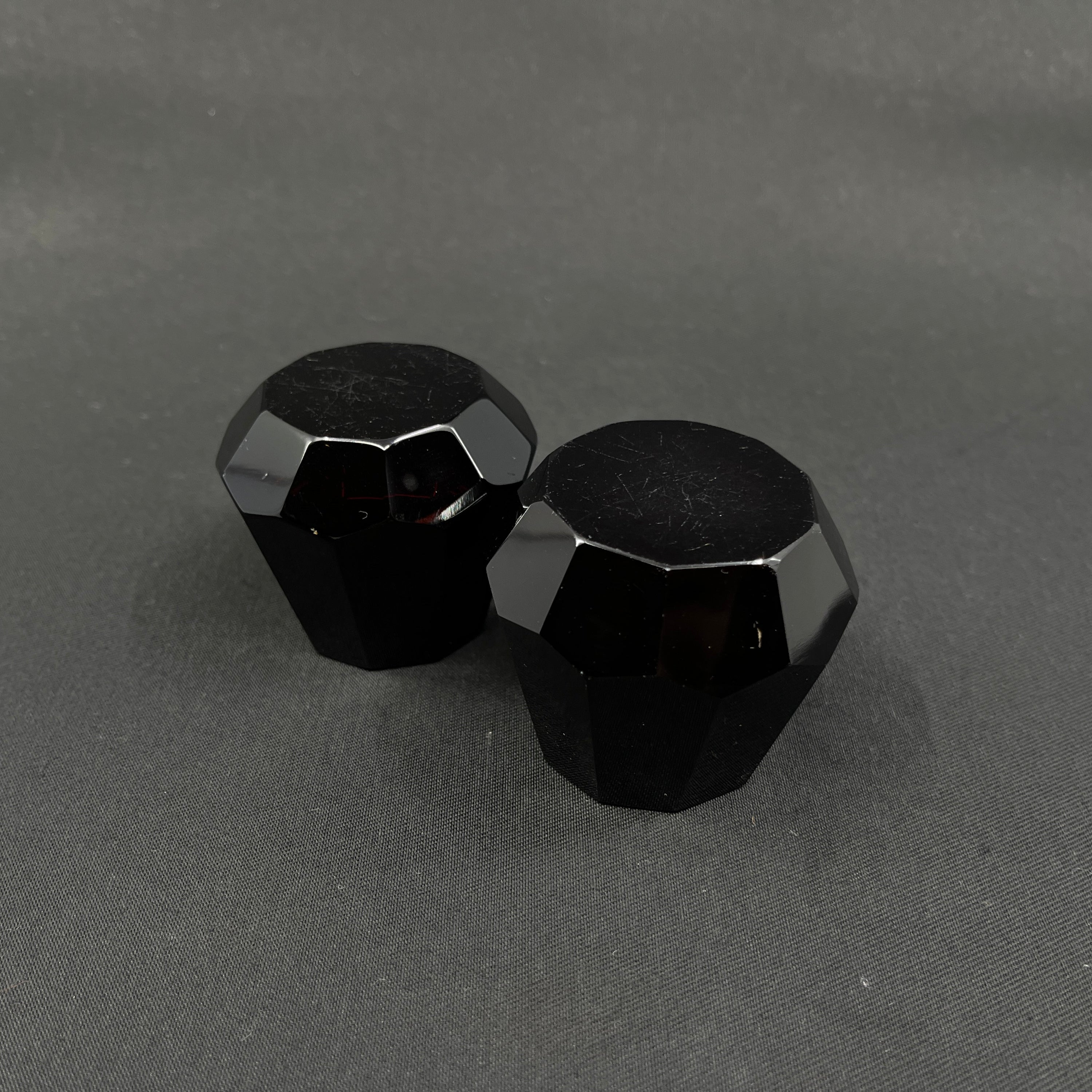 Small conical ruby ​​red art deco vases, 5.5 cm.