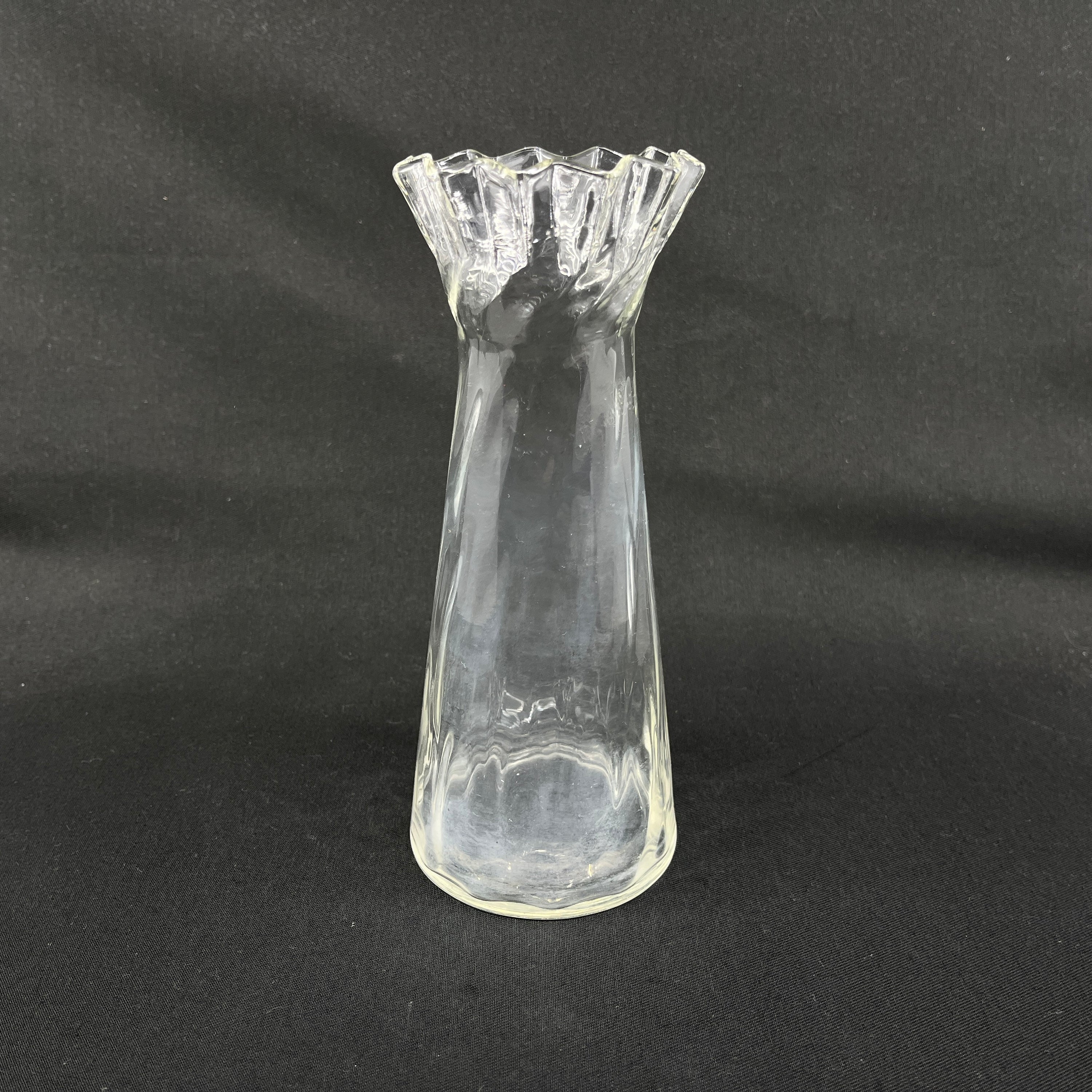 Klart hyacintglas med flæsekant - mat