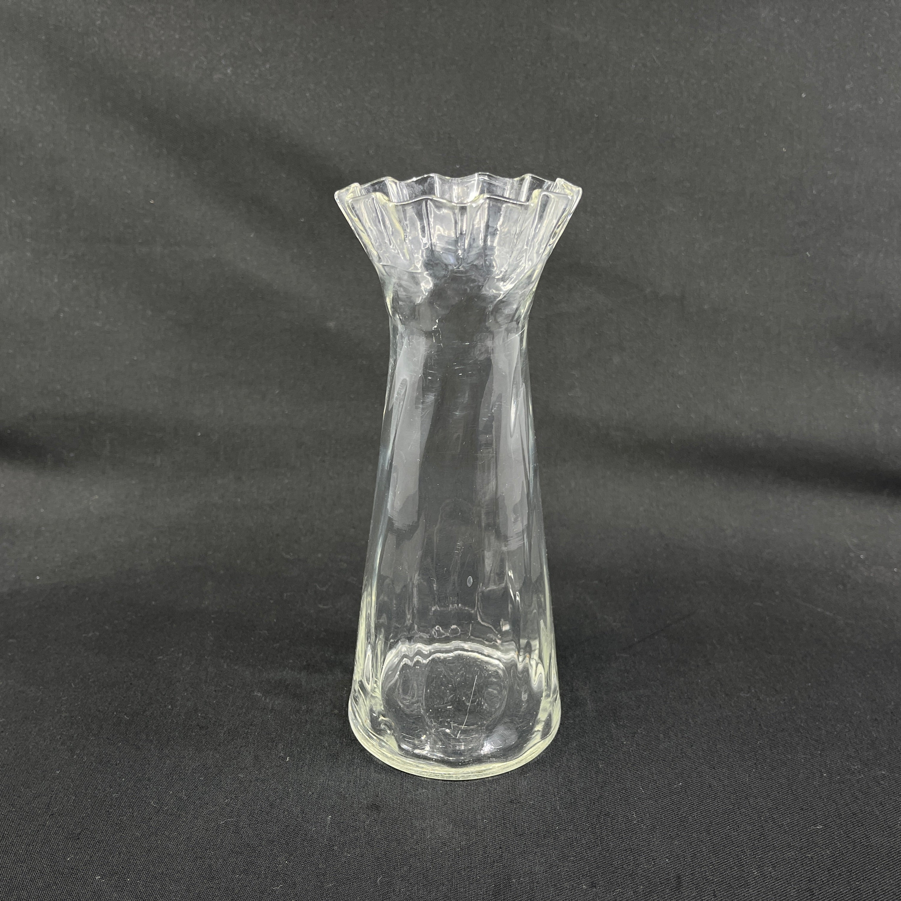 Klart hyacintglas med flæsekant