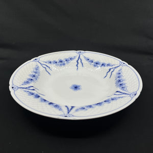 Rare Empire porridge dish