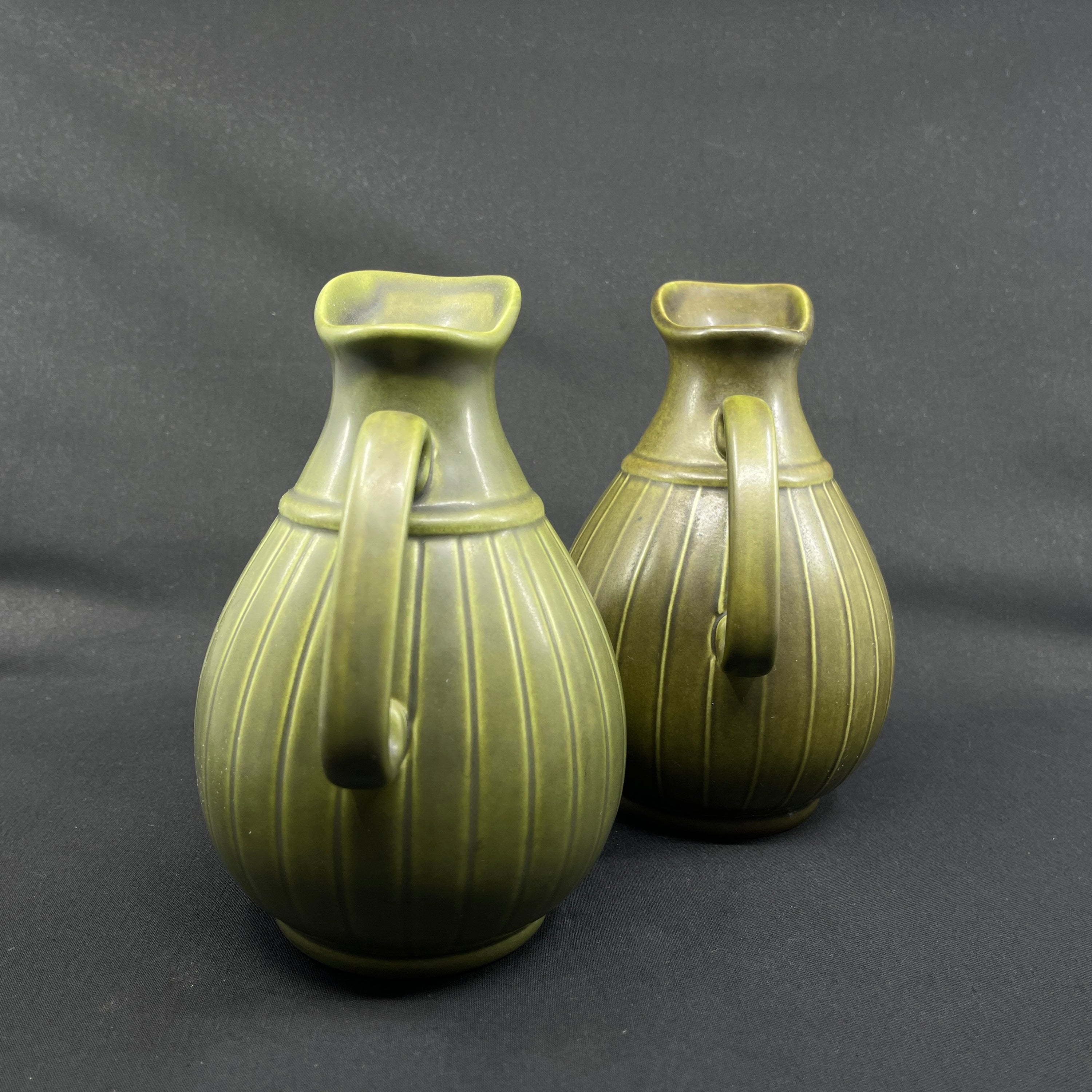 Et par Søholm vaser eller kander fra 1970'erne