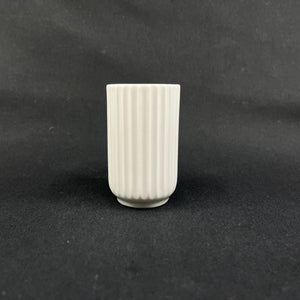 White Lyngby vase, 8 cm.