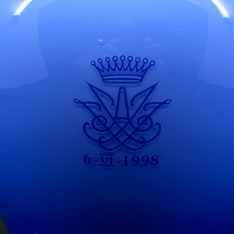 Vase med monogram af prinsesse Alexandra af Sayn-Wittgenstein-Berleburg