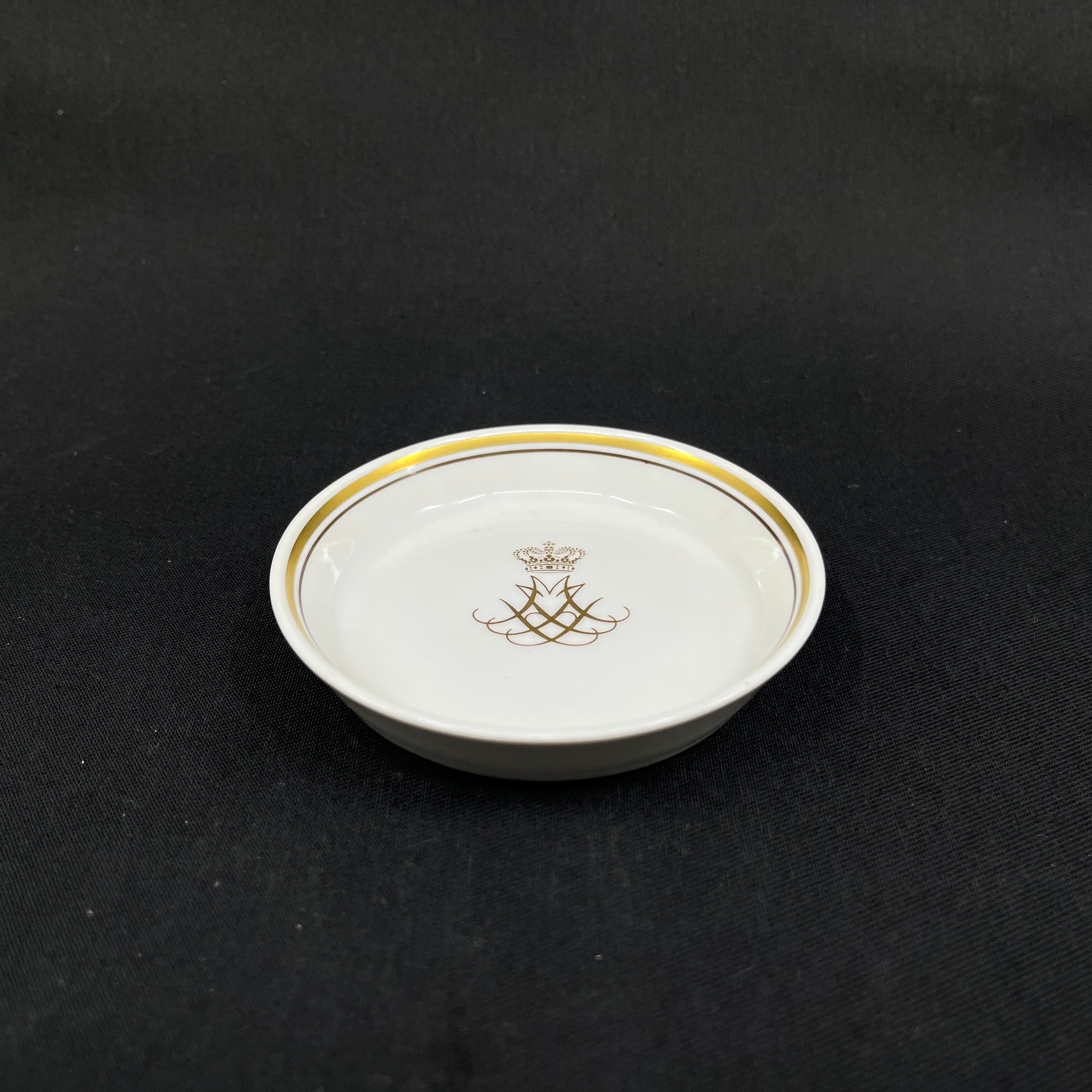 Lille skål med kongeligt monogram