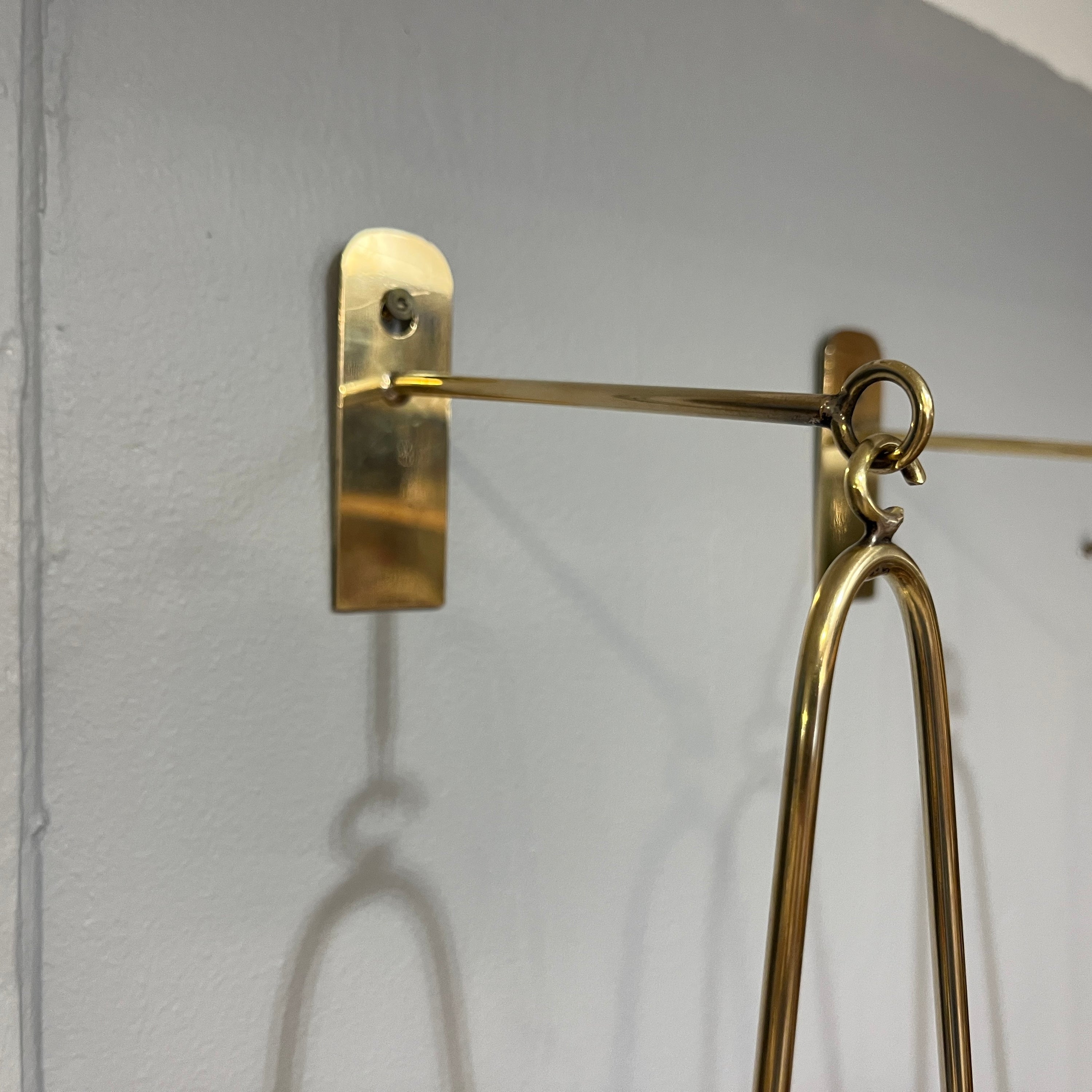 Et par moderne dansk design væghængte lysestager